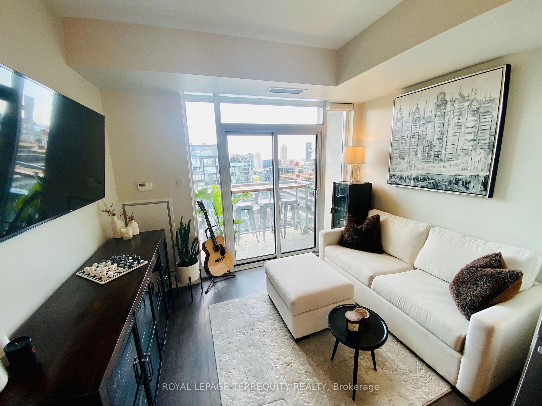 525 Adelaide St W, #Lph28