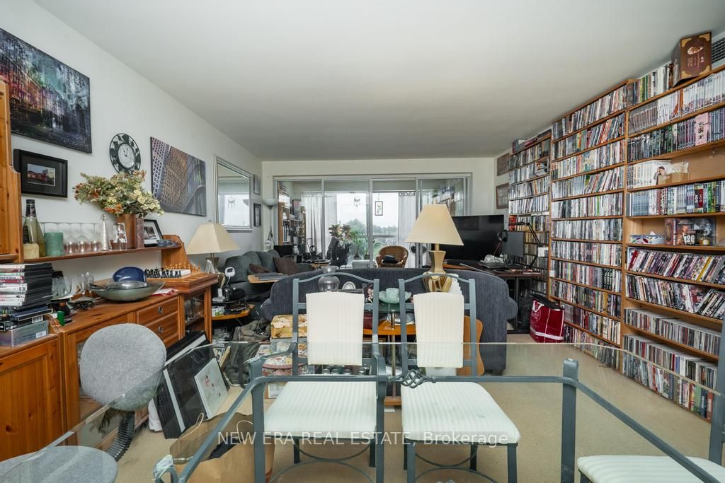 460 Queens Quay W, #404E