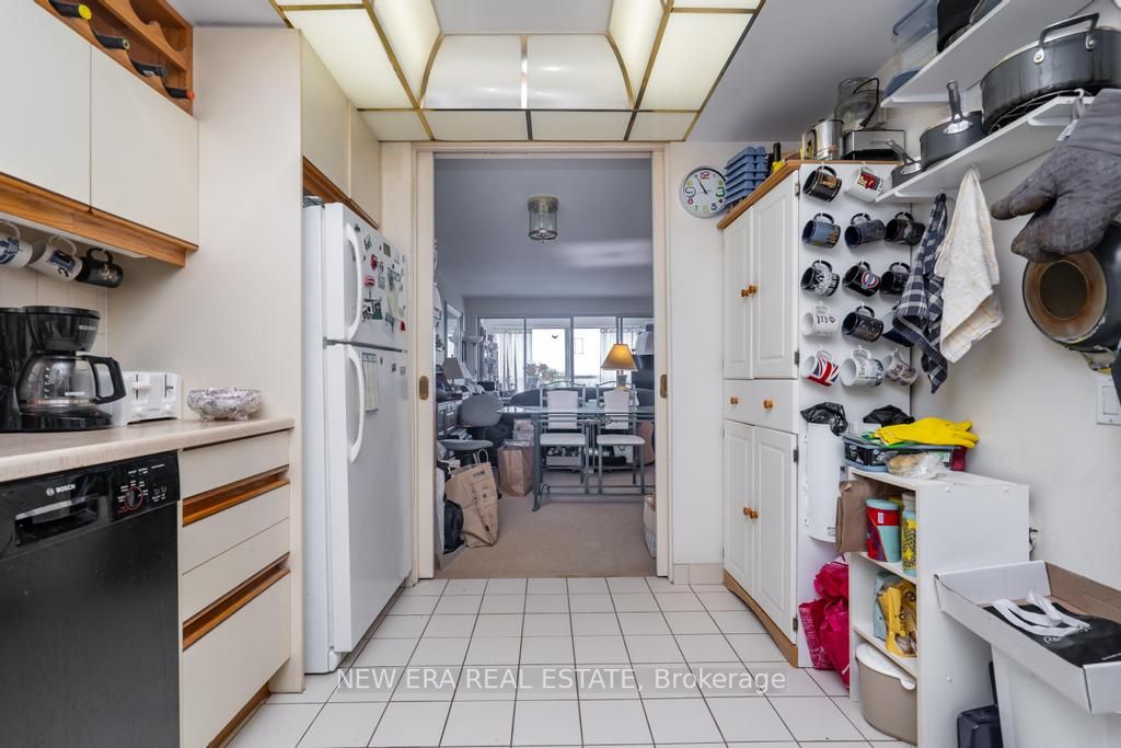460 Queens Quay W, #404E