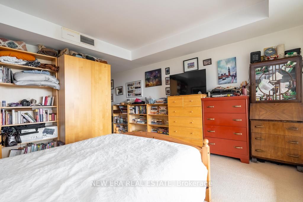 460 Queens Quay W, #404E