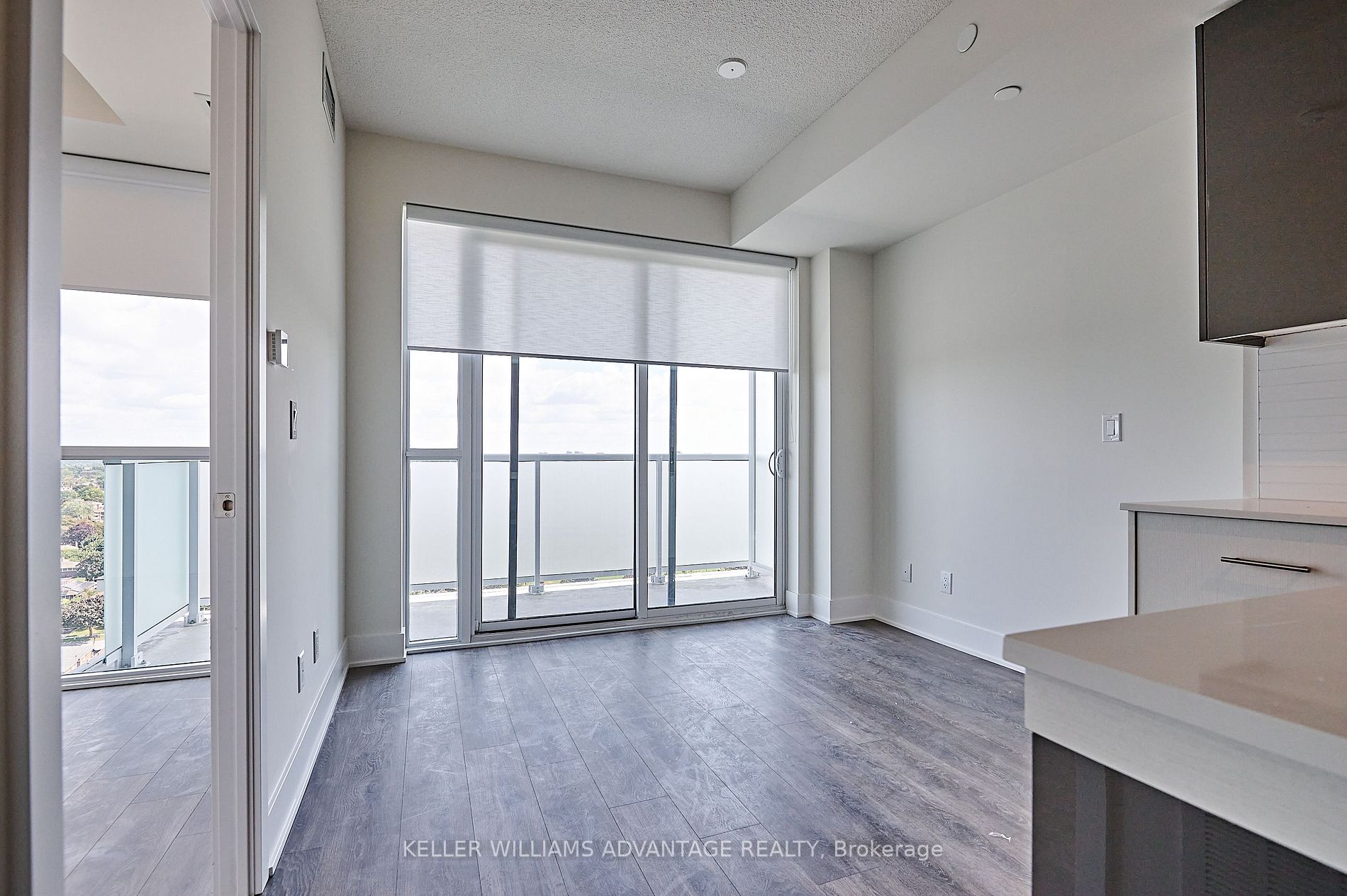 188 Fairview Mall Dr, #1610