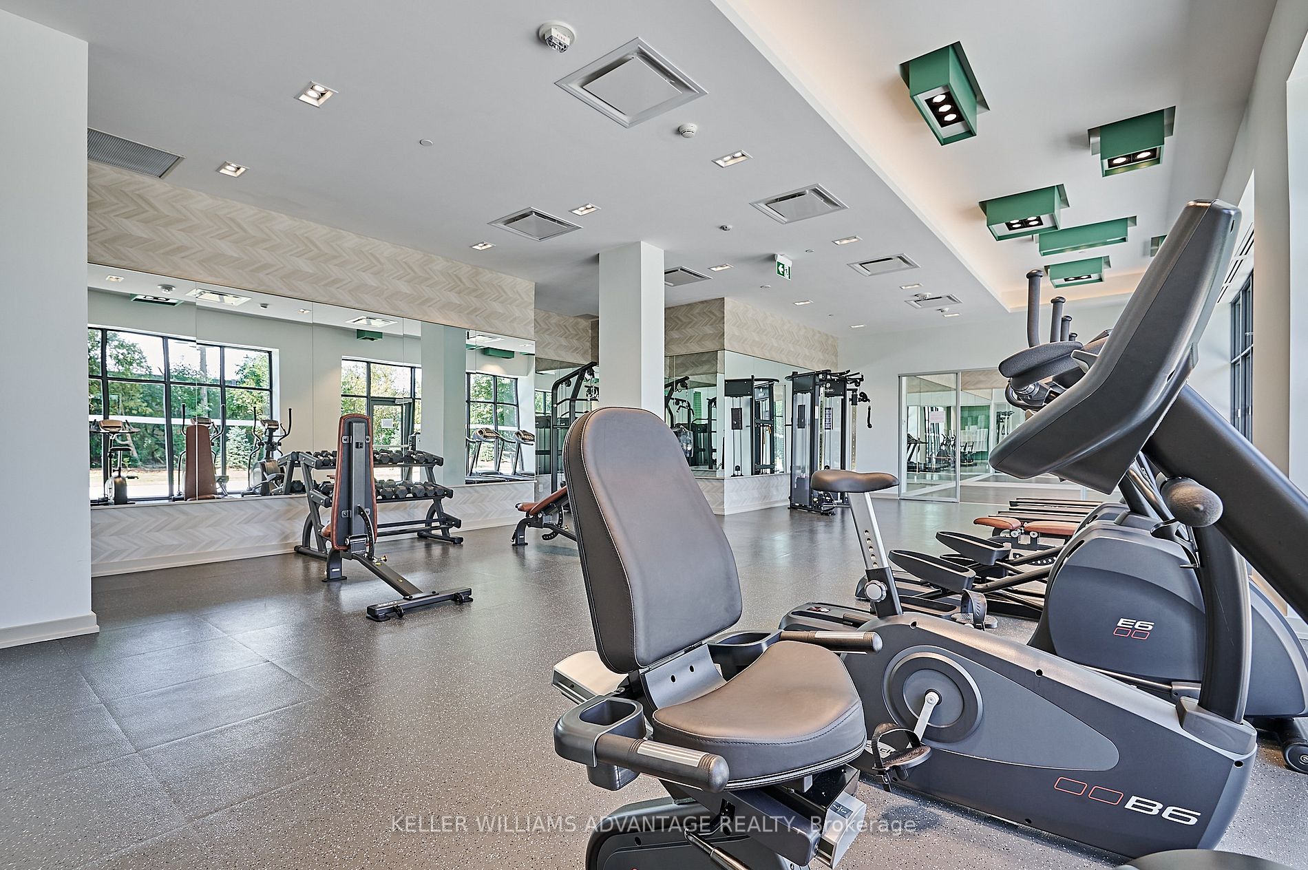188 Fairview Mall Dr, #1610