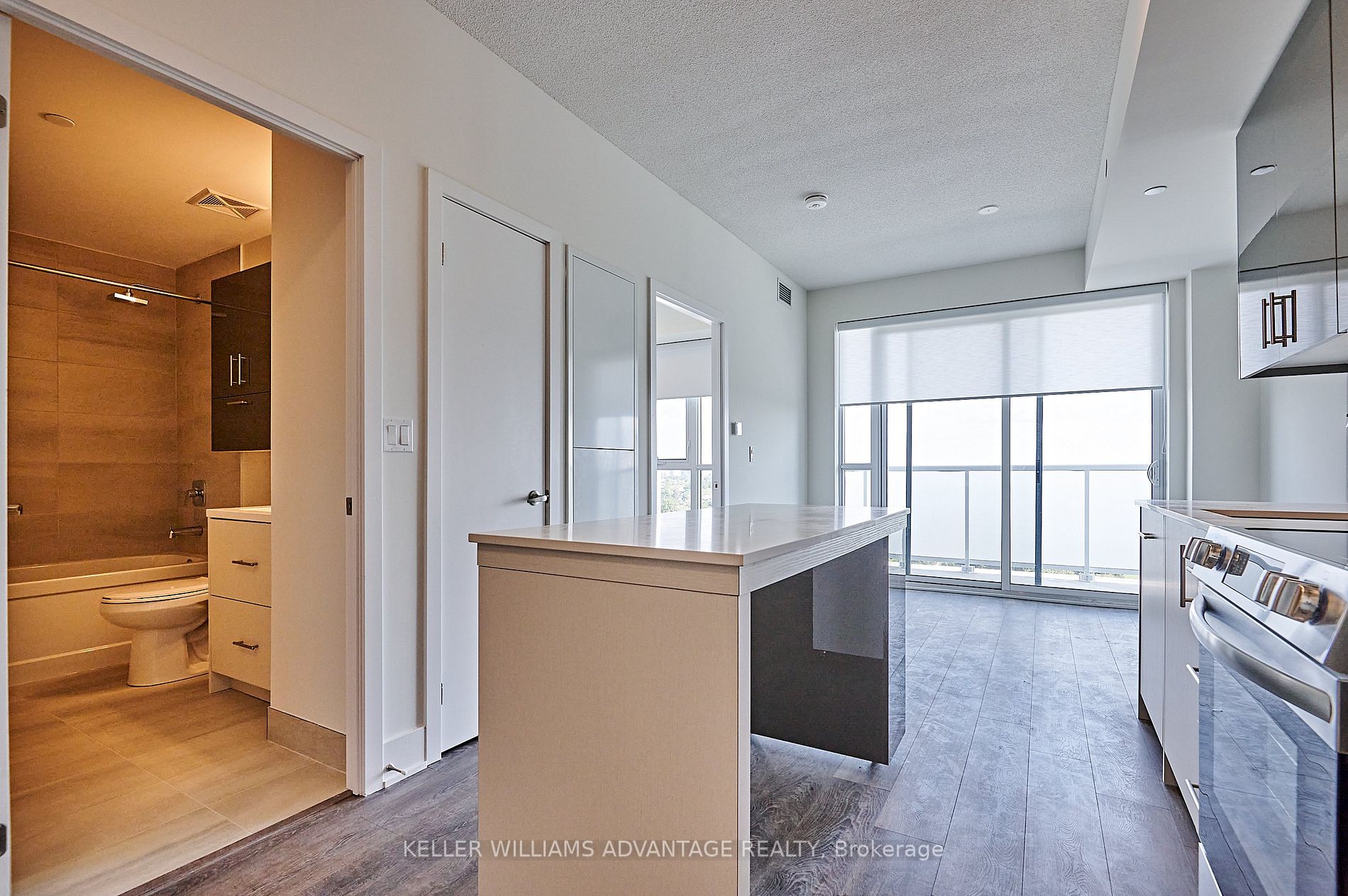 188 Fairview Mall Dr, #1610