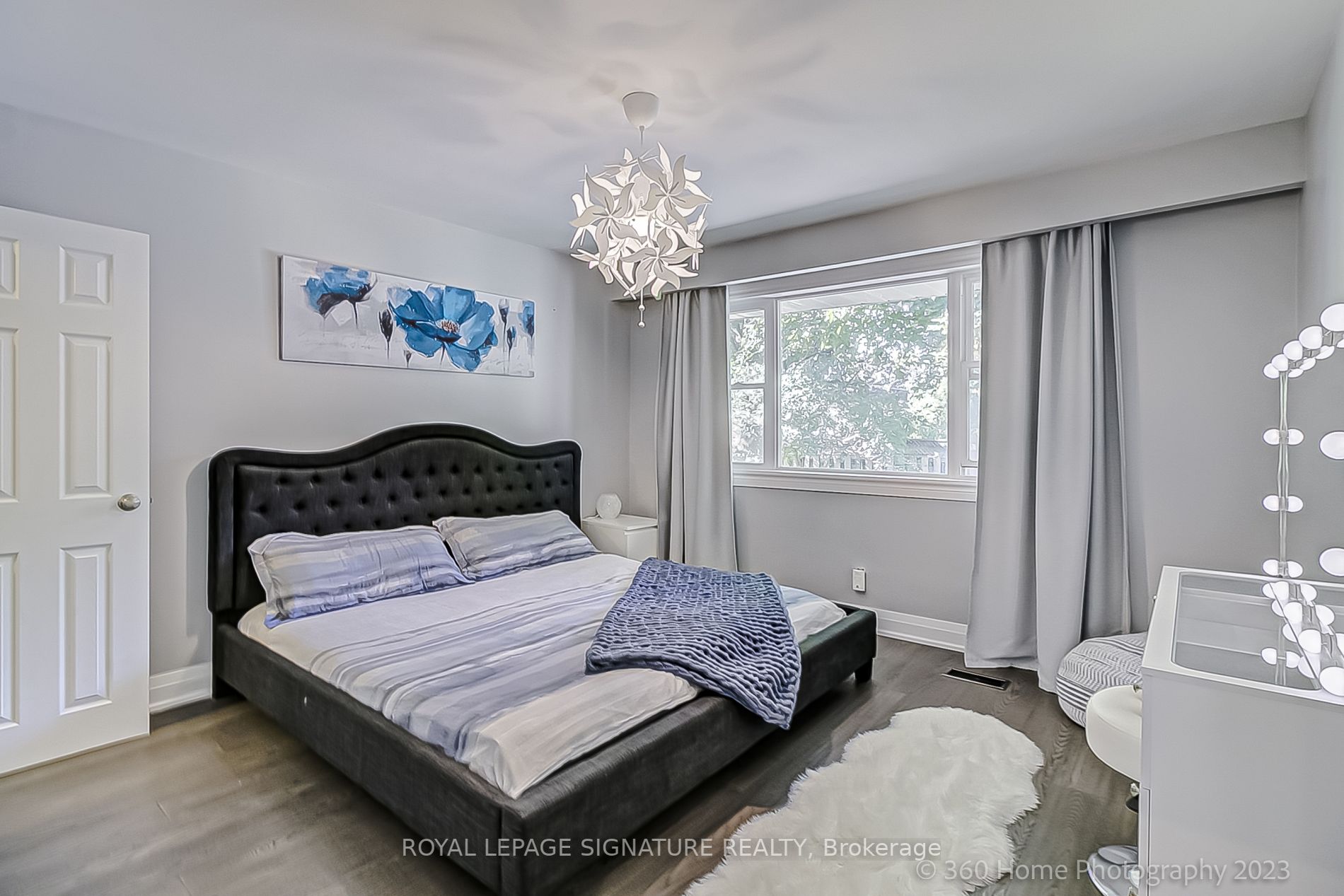 8 Wycliffe Cres