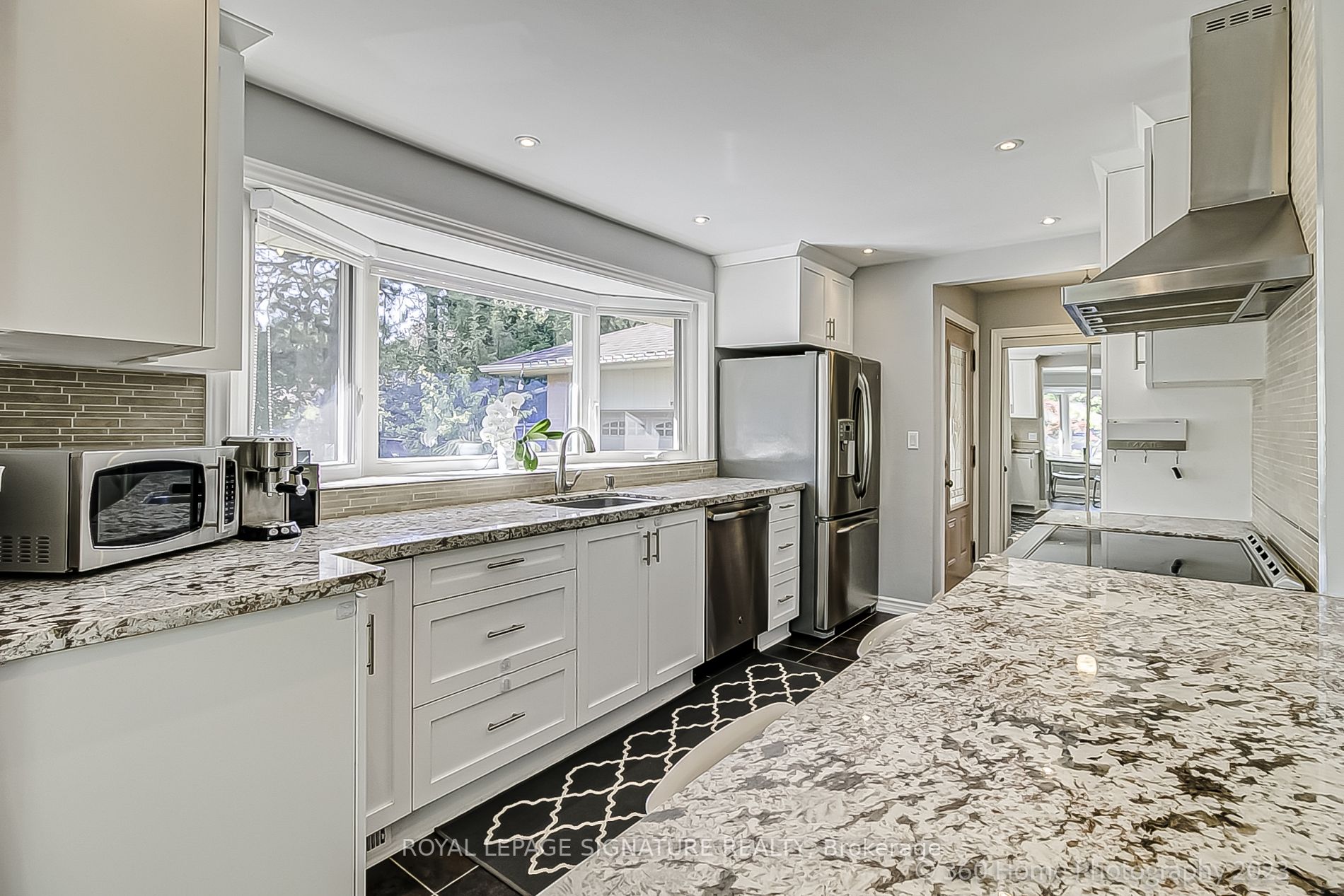 8 Wycliffe Cres