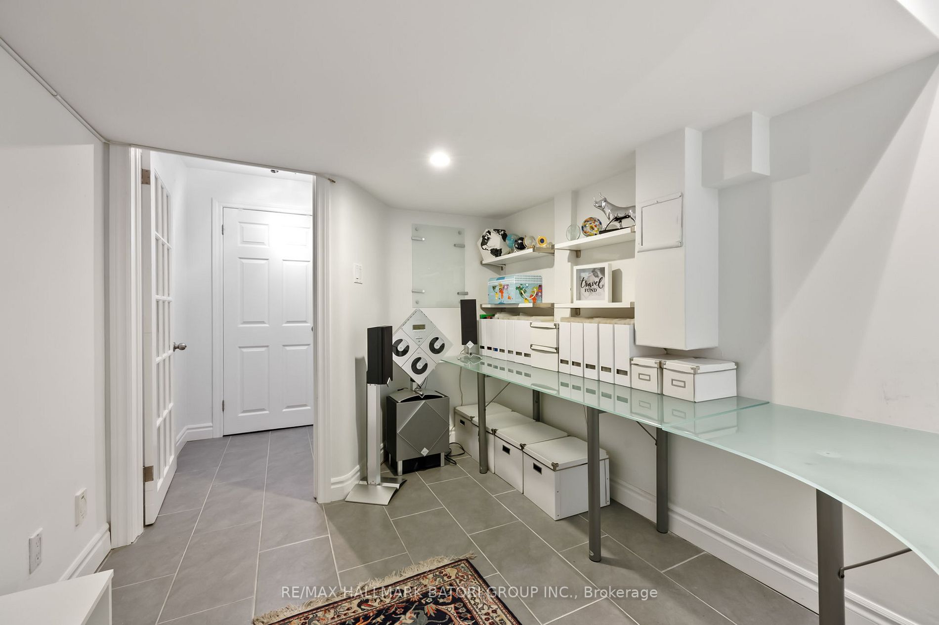 11 Saguenay Ave