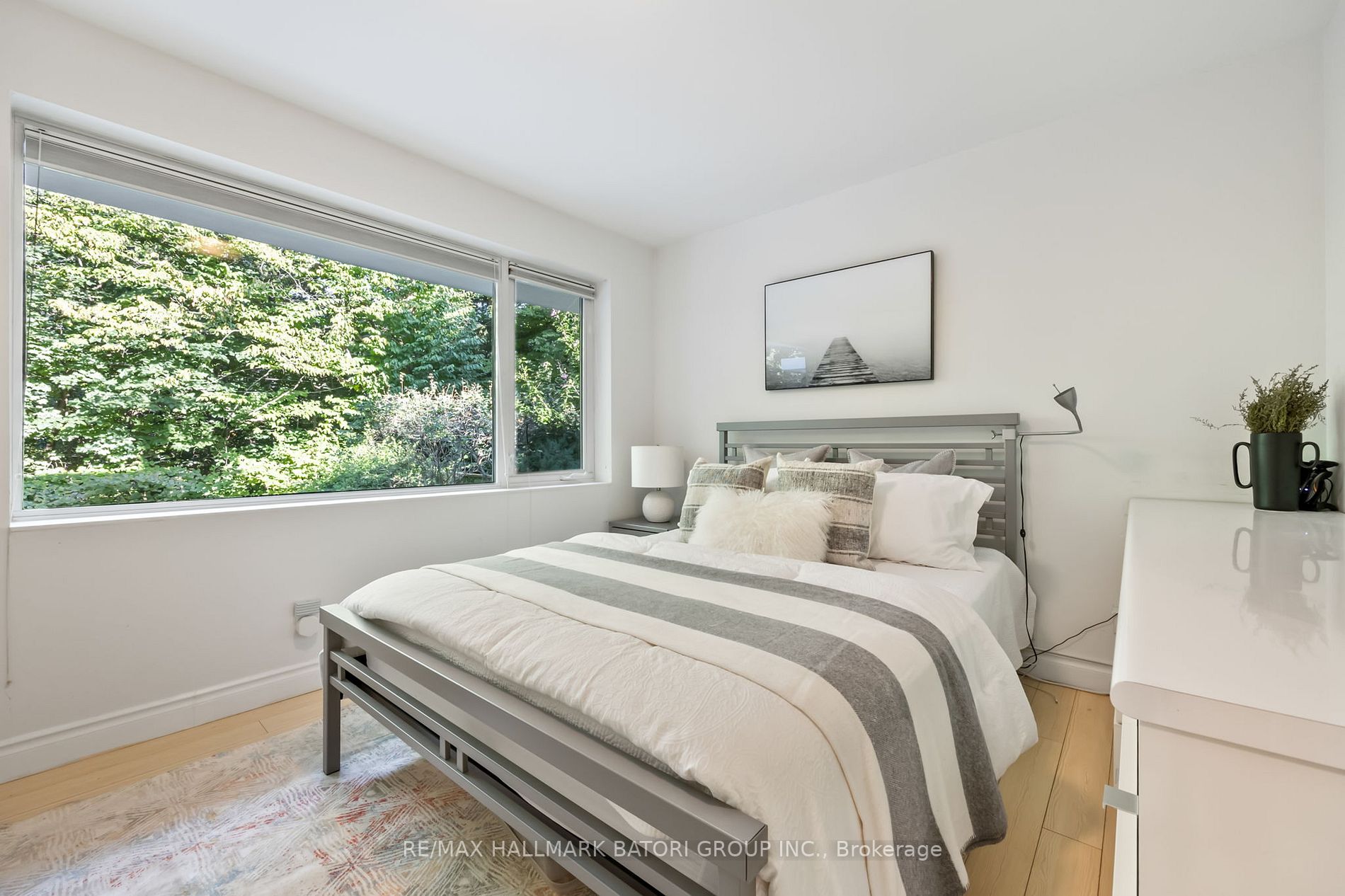 11 Saguenay Ave