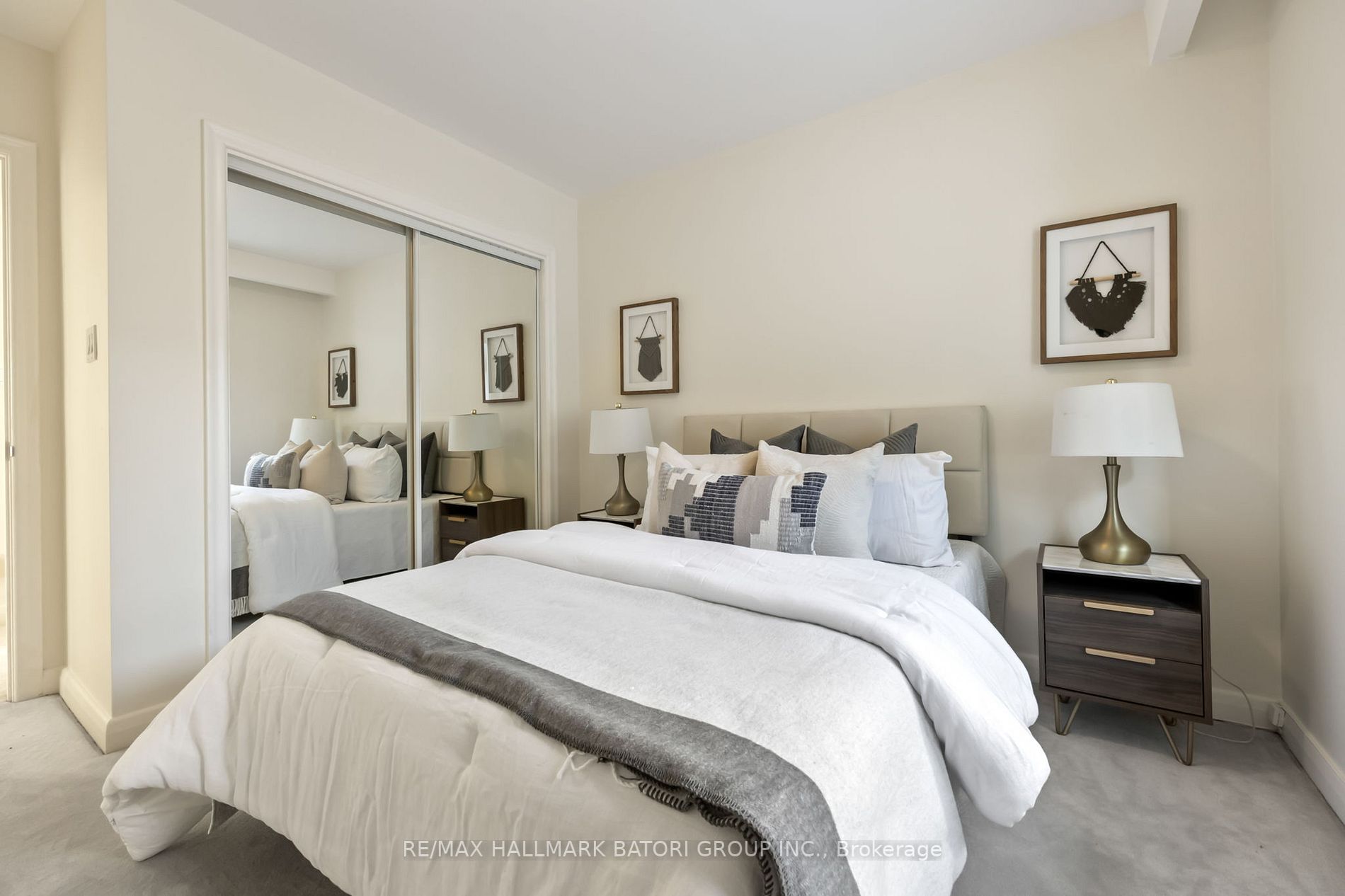 11 Saguenay Ave