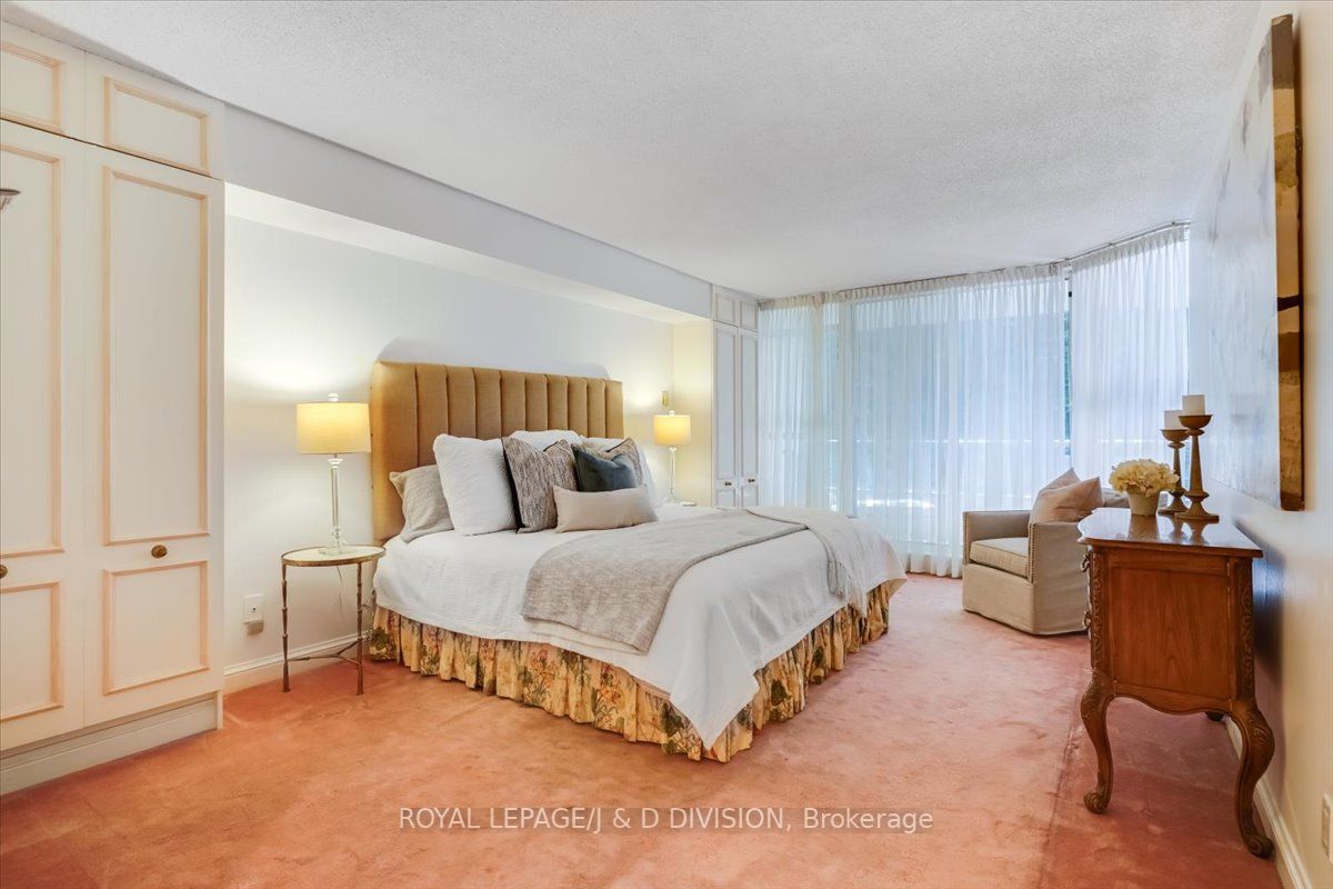 3800 Yonge St, #615