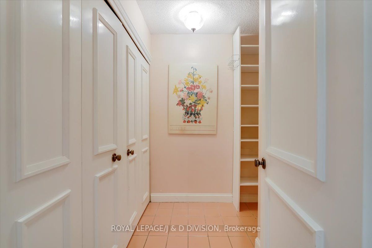 3800 Yonge St, #615