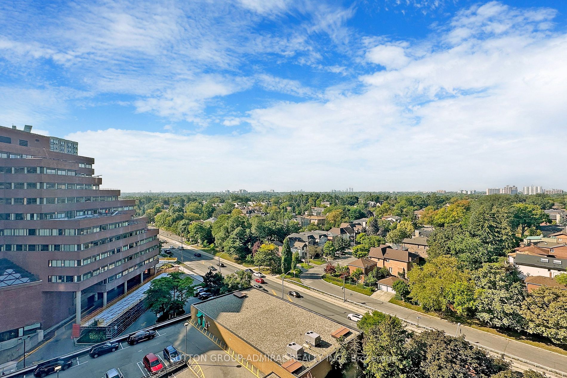 Listing C7010282 - Large Photo # 2