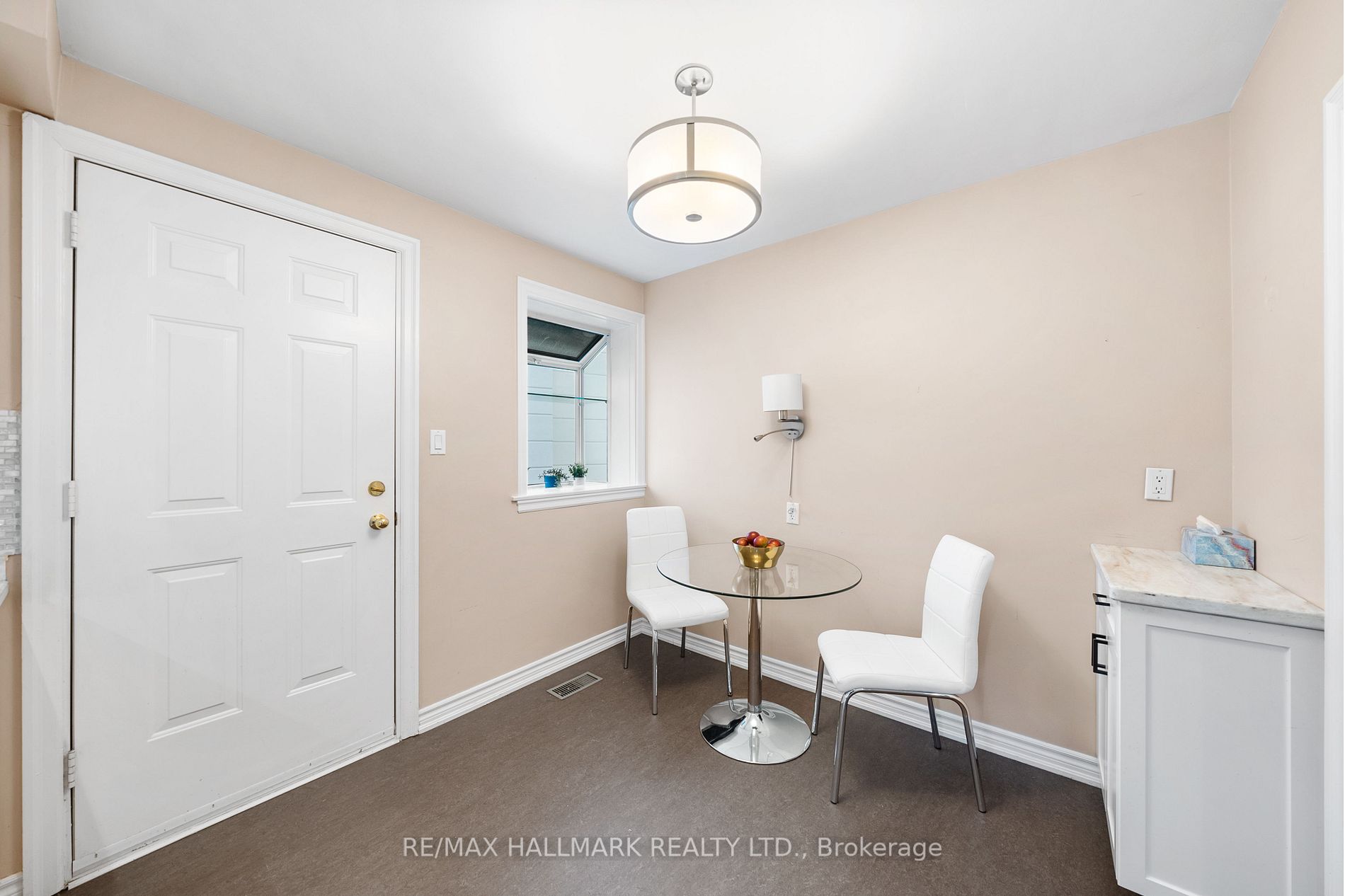 159 Newton Dr