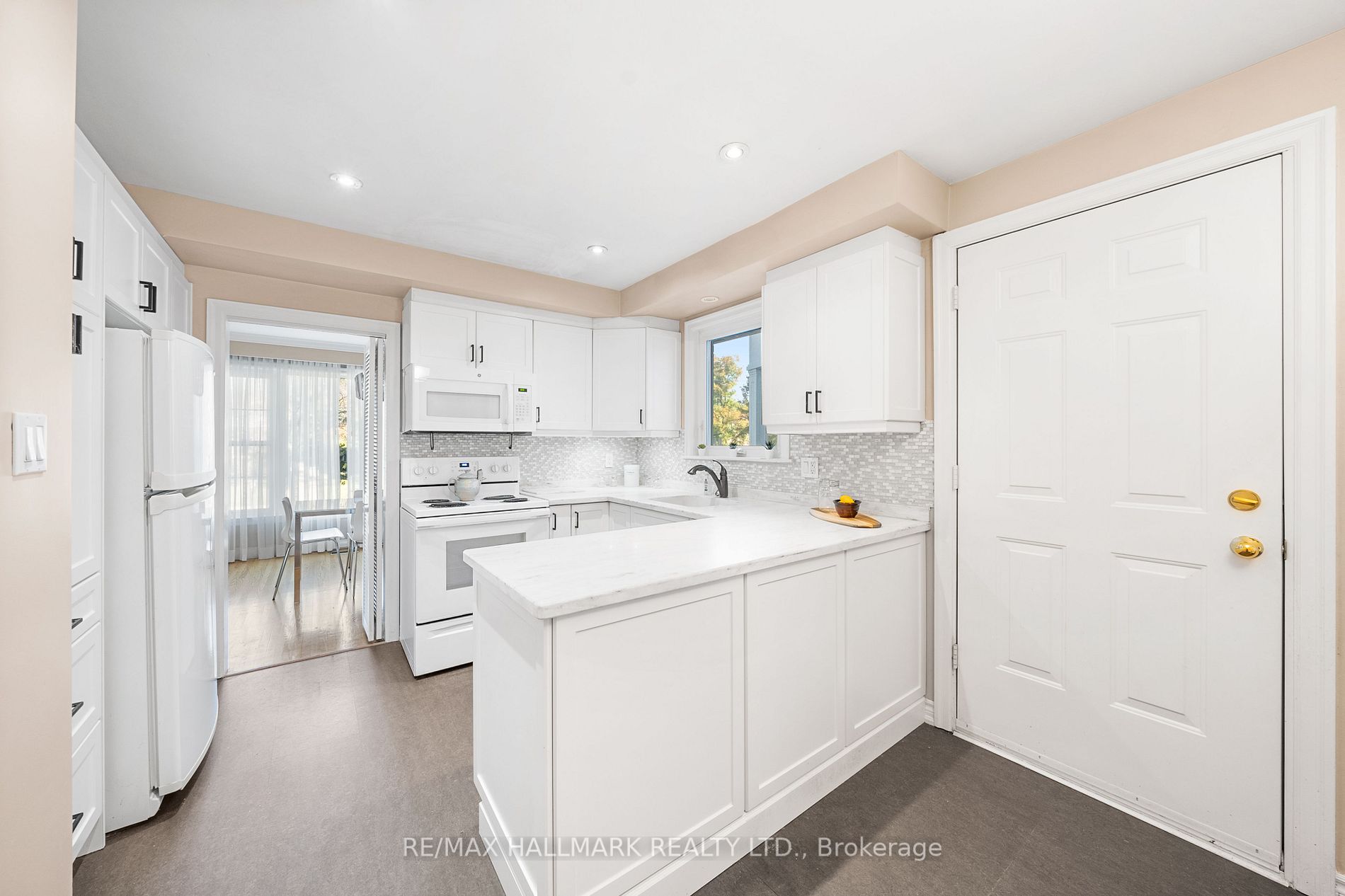 159 Newton Dr