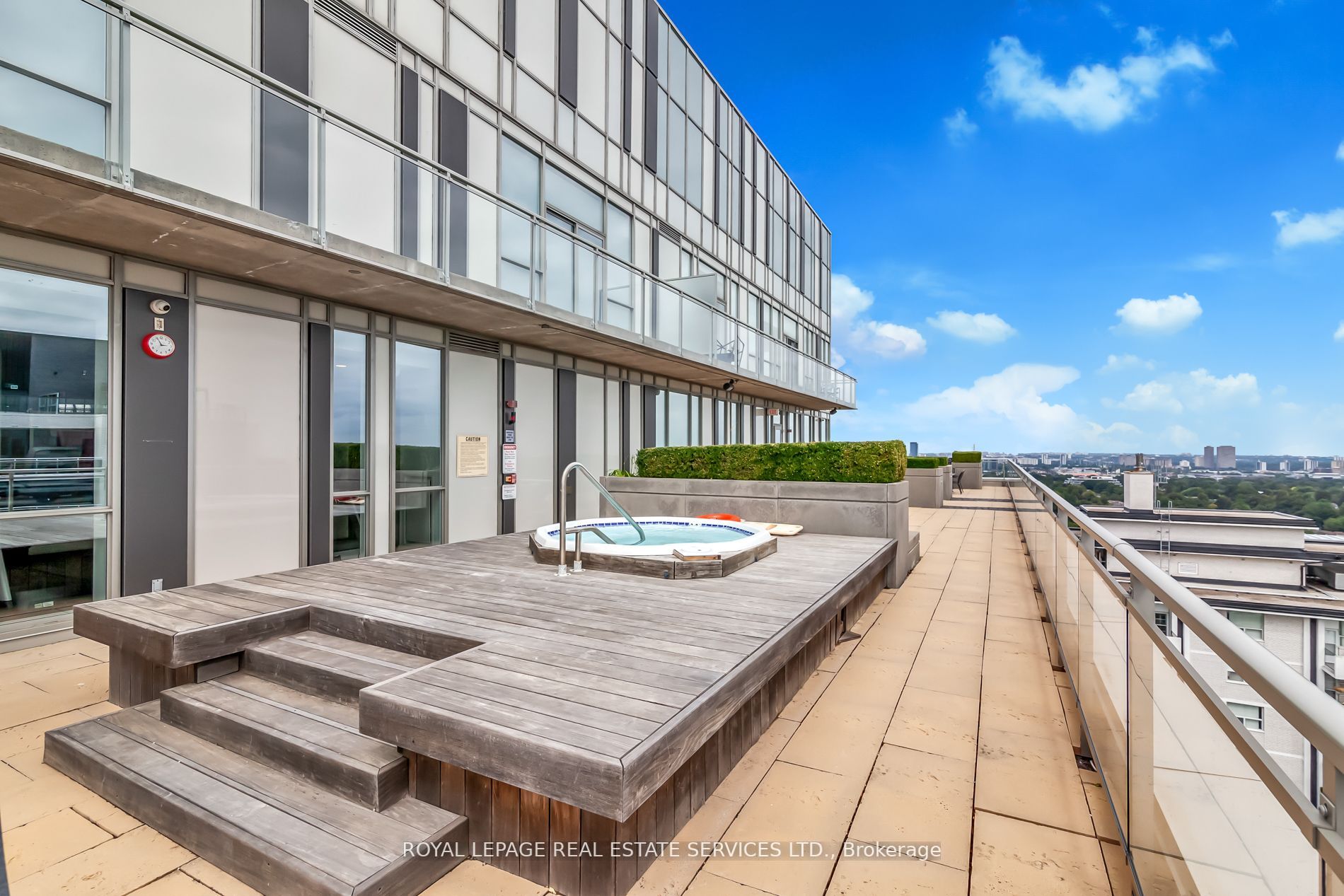 83 Redpath Ave, #210