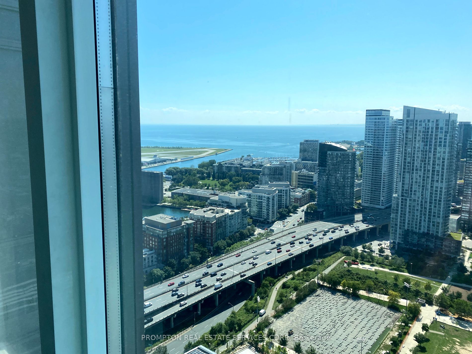 15 Fort York Blvd, #4703