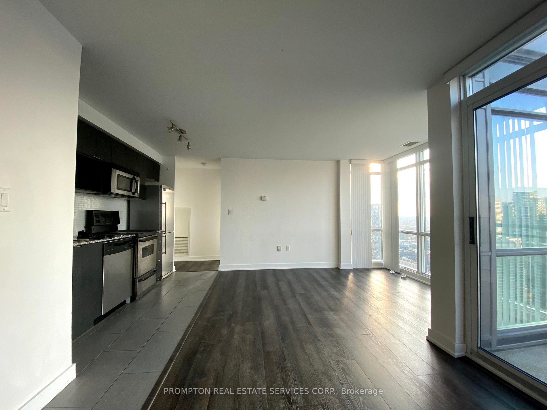 15 Fort York Blvd, #4703