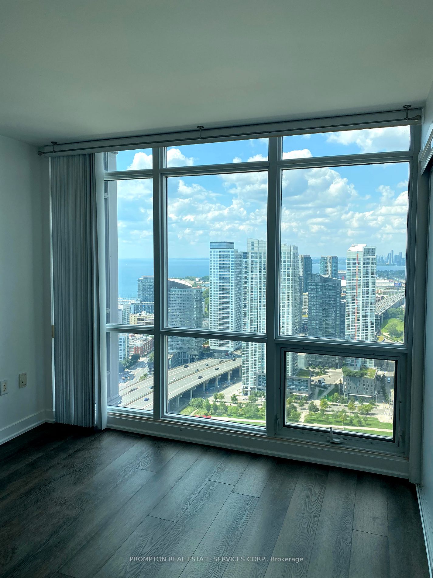 15 Fort York Blvd, #4703
