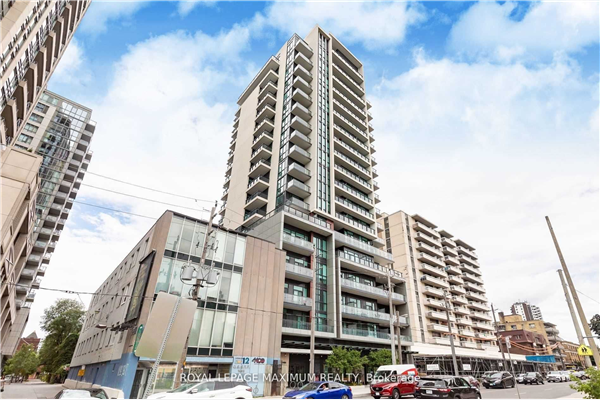 1486 Bathurst St, Toronto