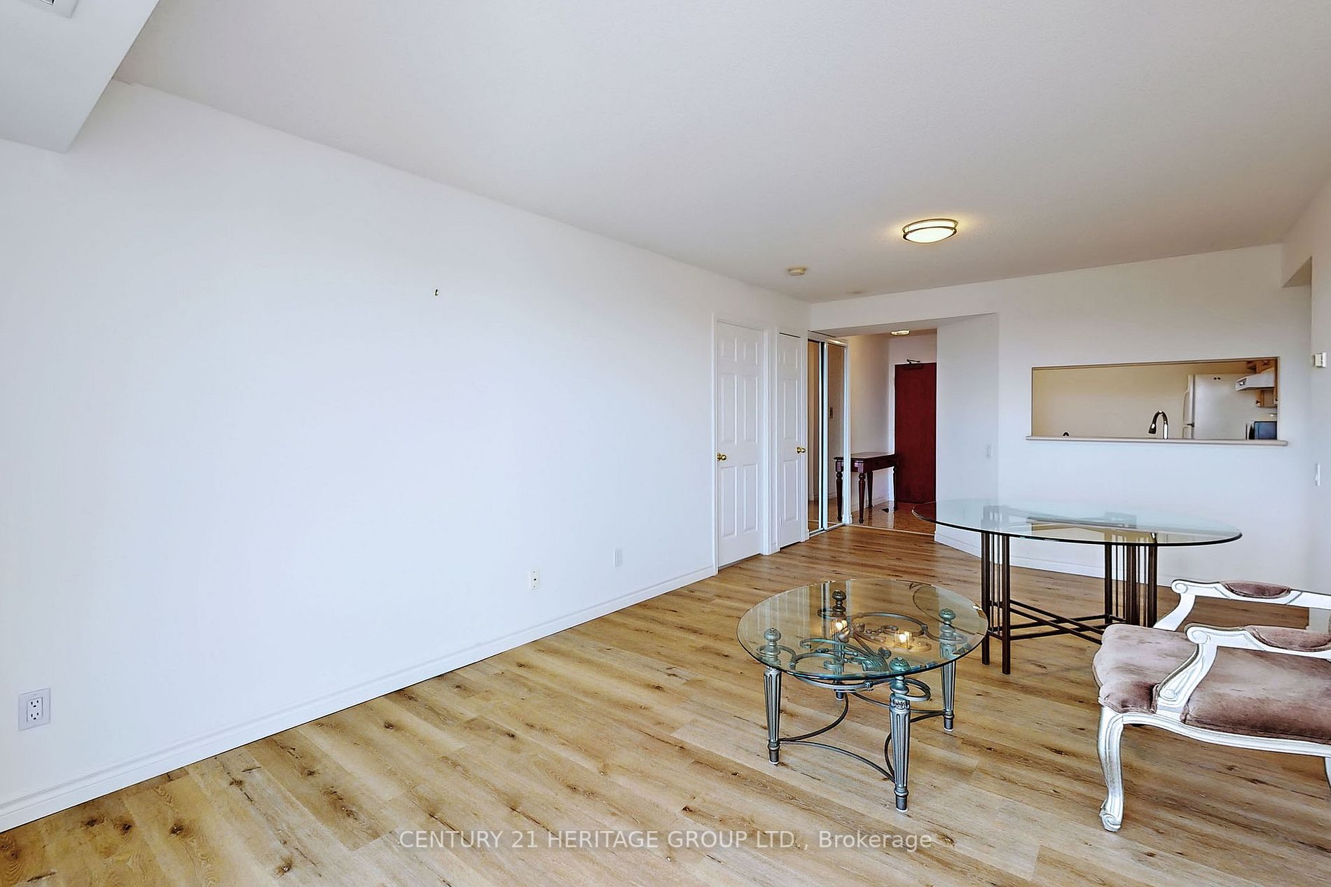 8 Covington Road, #1012