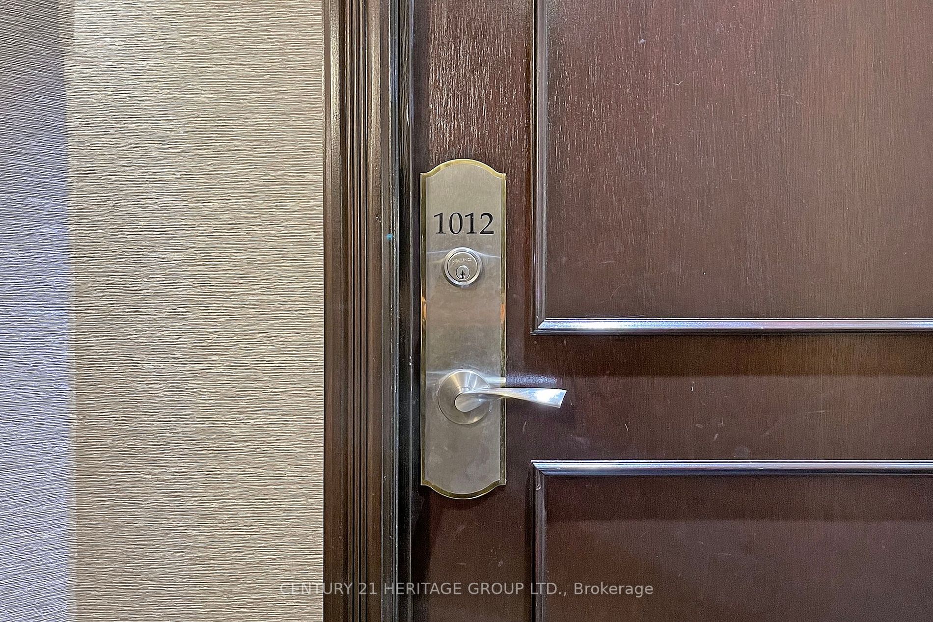 8 Covington Road, #1012