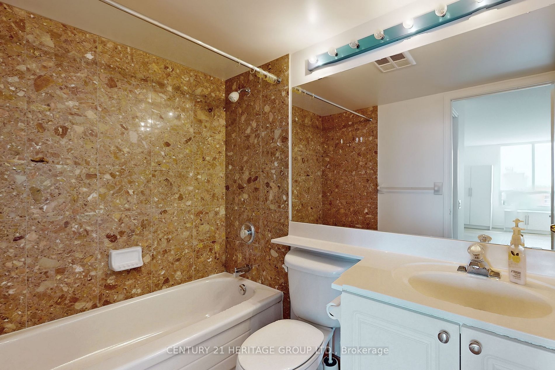 8 Covington Road, #1012