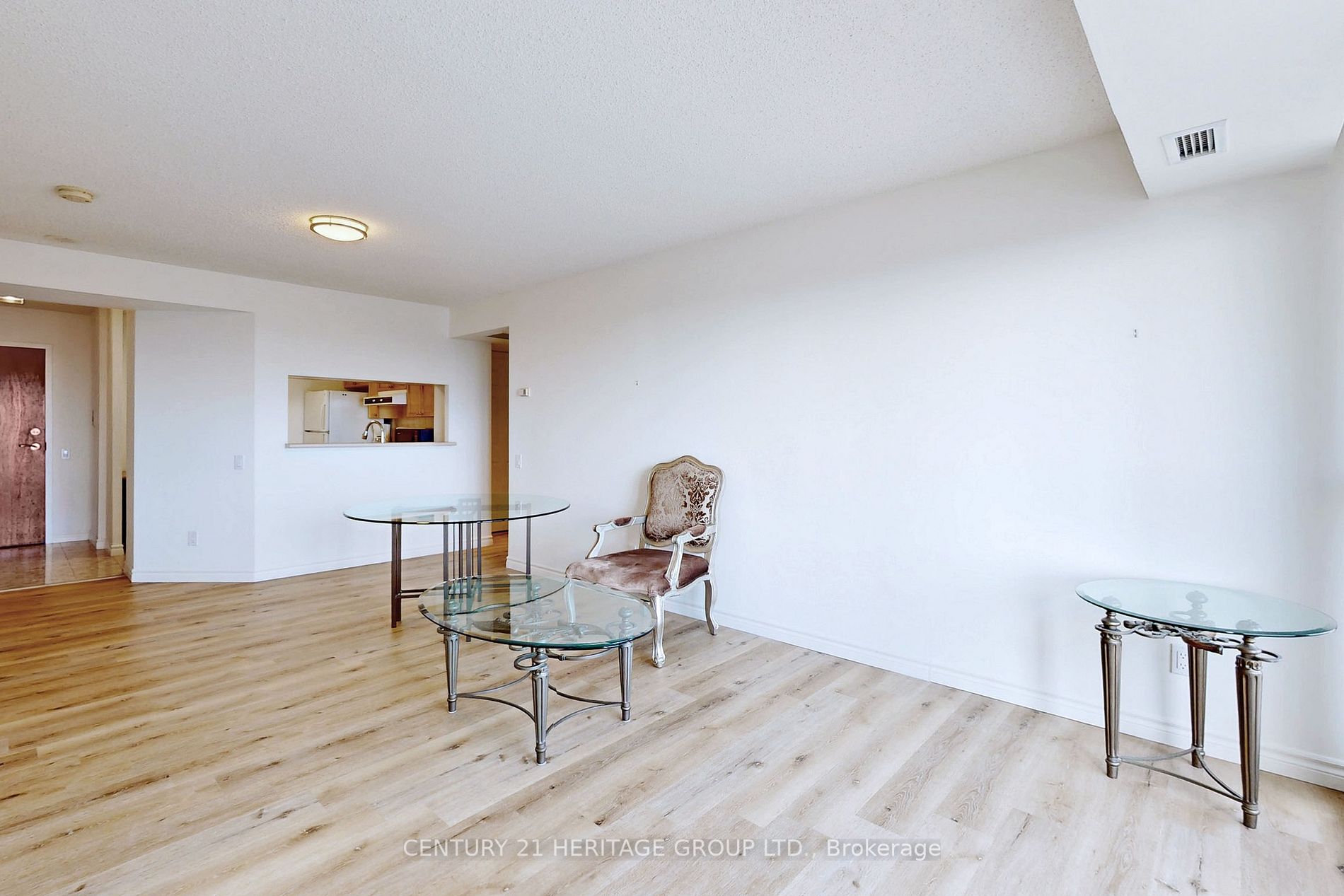 8 Covington Road, #1012