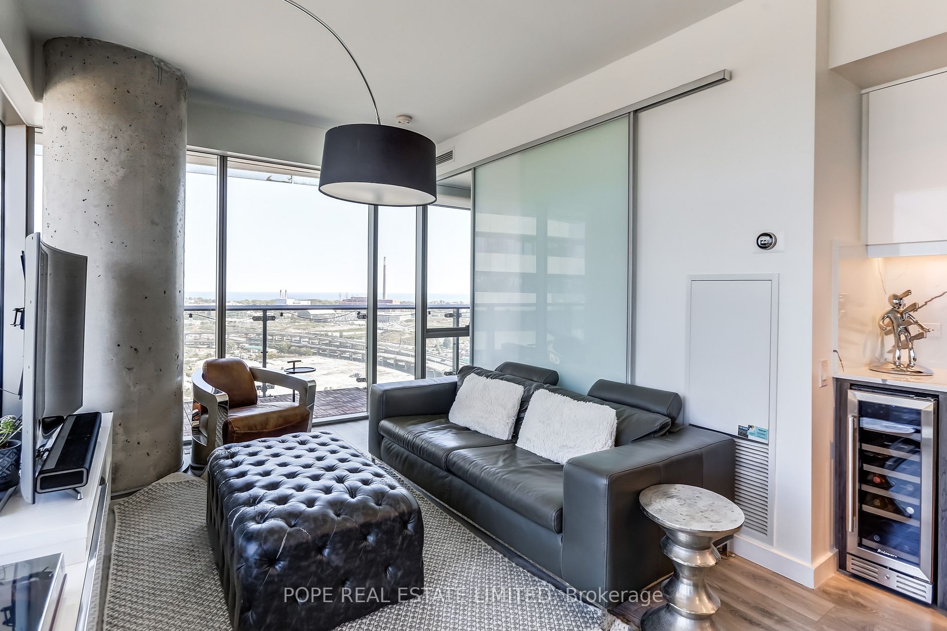 70 Distillery Lane, #2503
