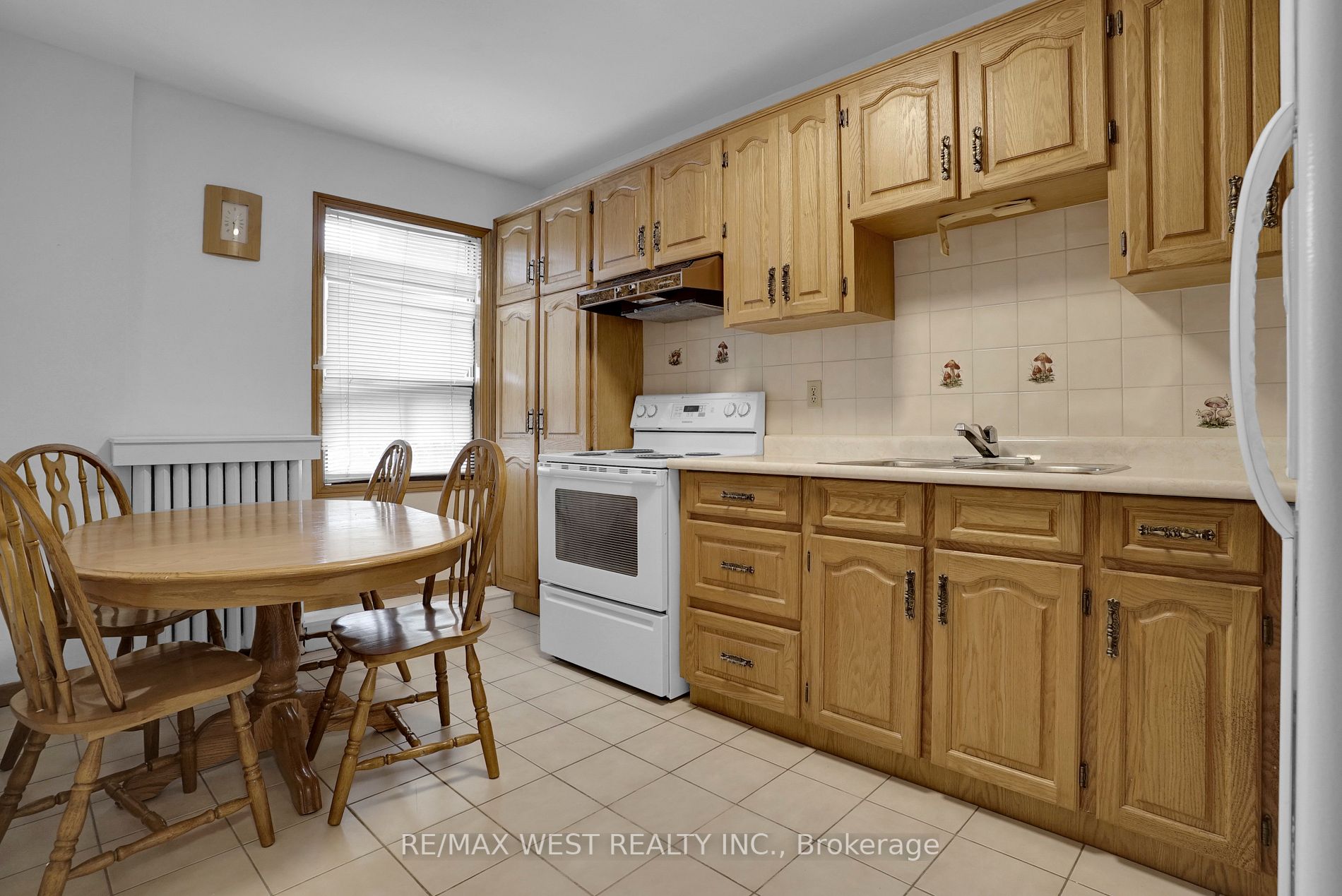 Listing C7010640 - Large Photo # 16