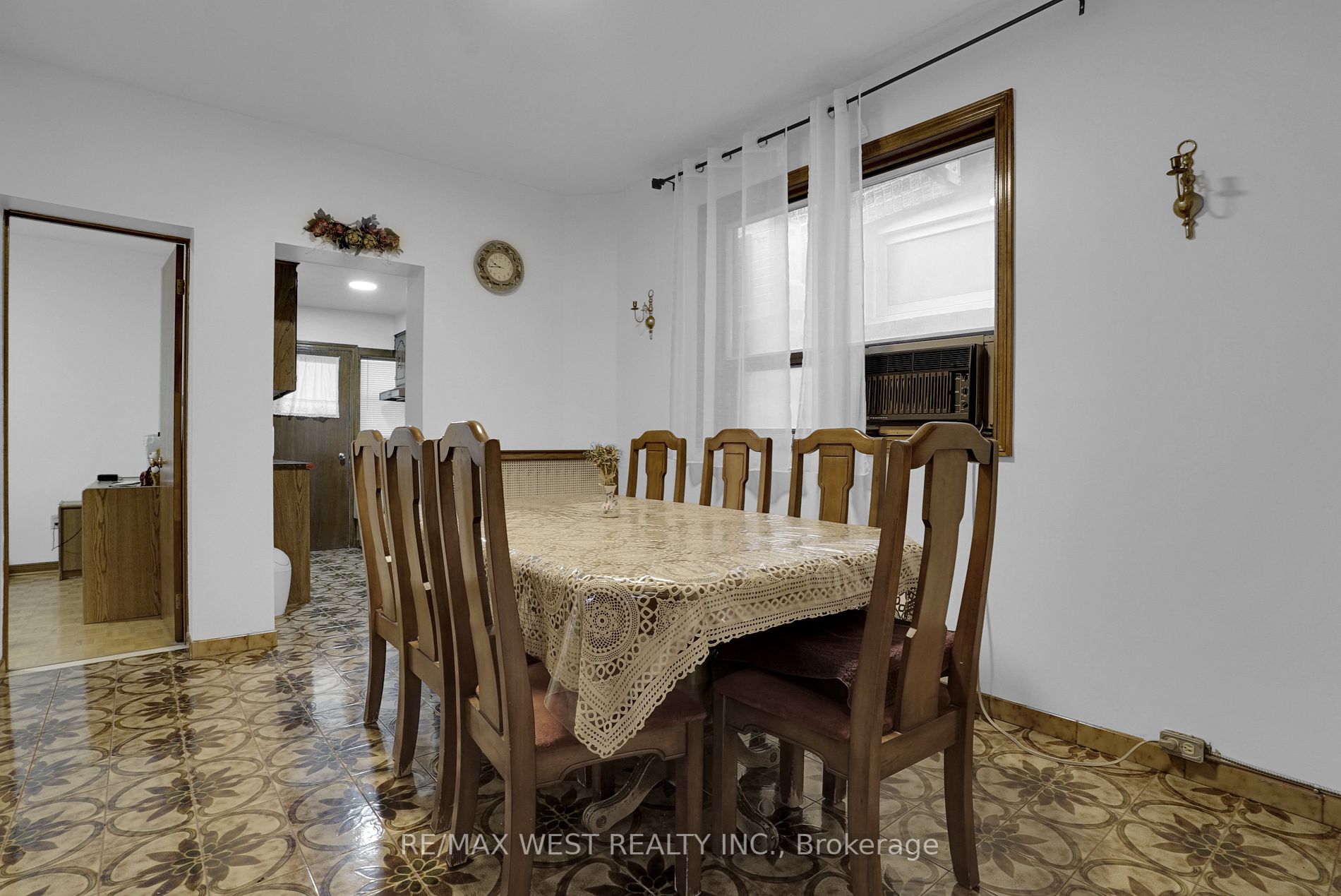 Listing C7010640 - Large Photo # 12