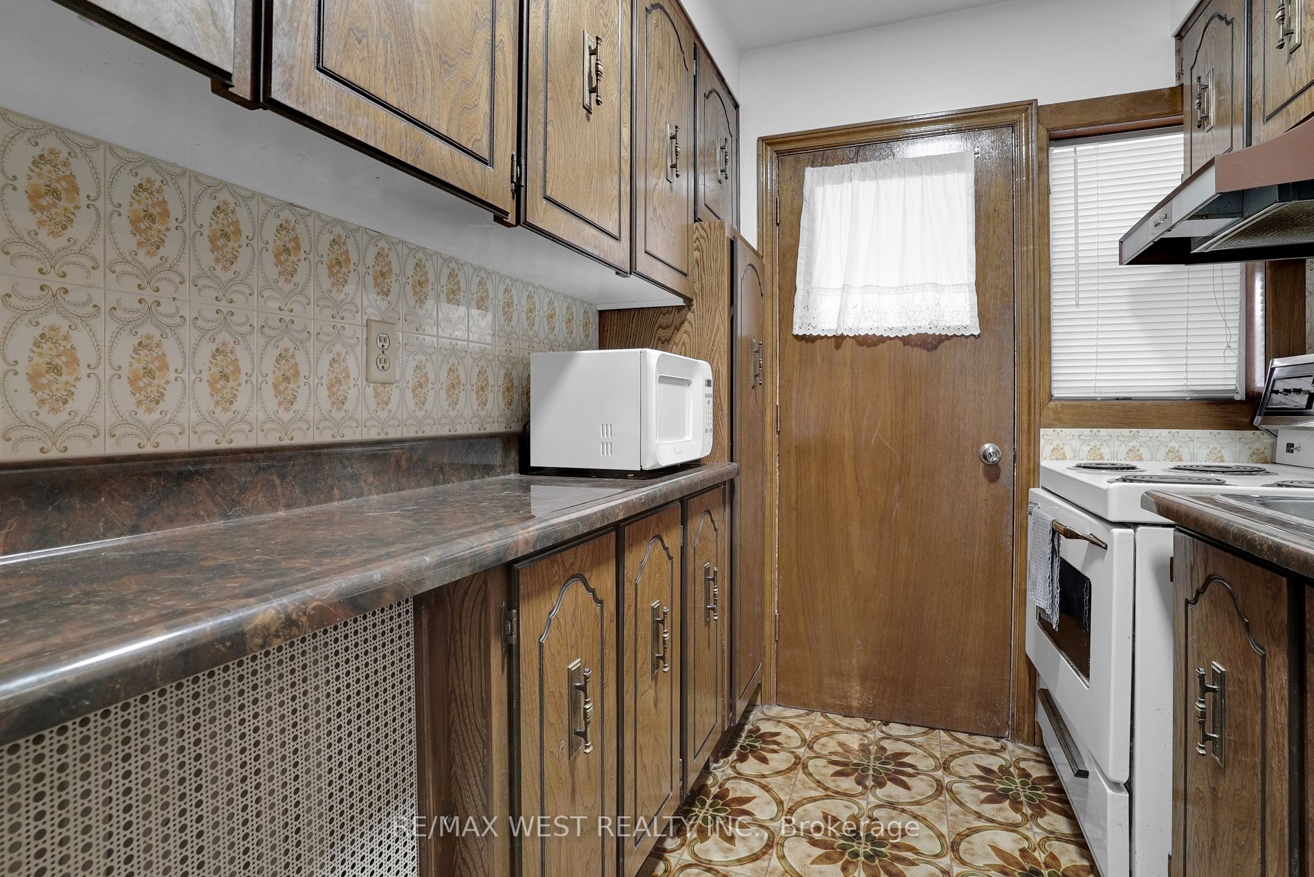 Listing C7010640 - Large Photo # 15