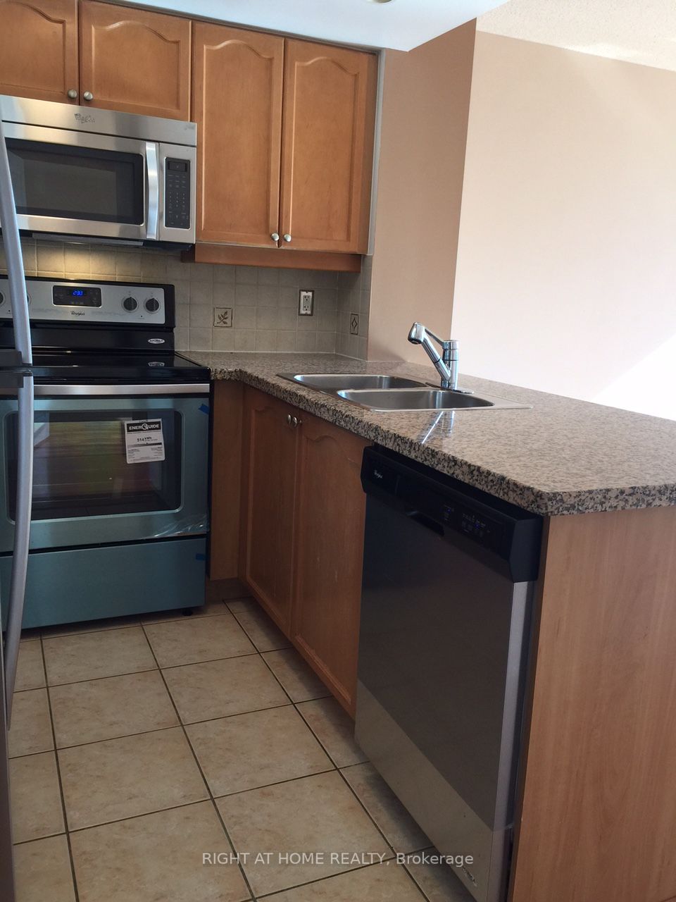 10 Northtown Way, #909