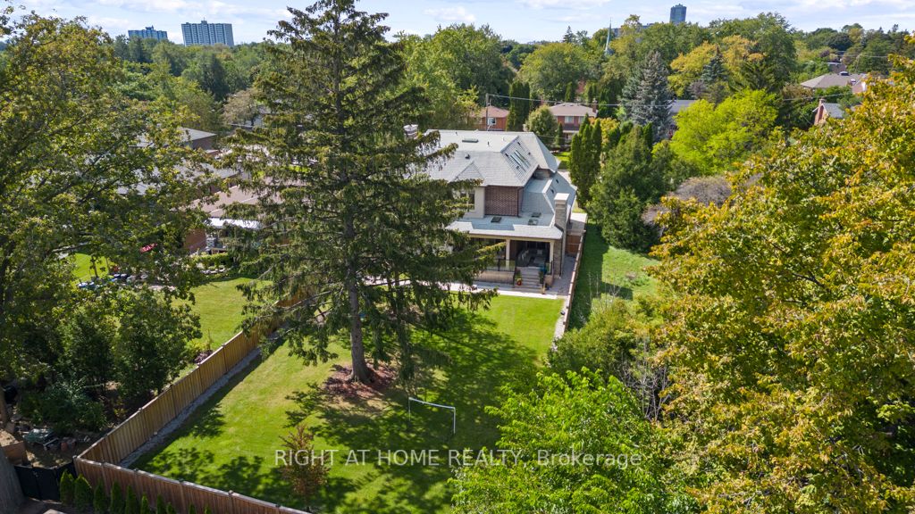 11 Whitman St