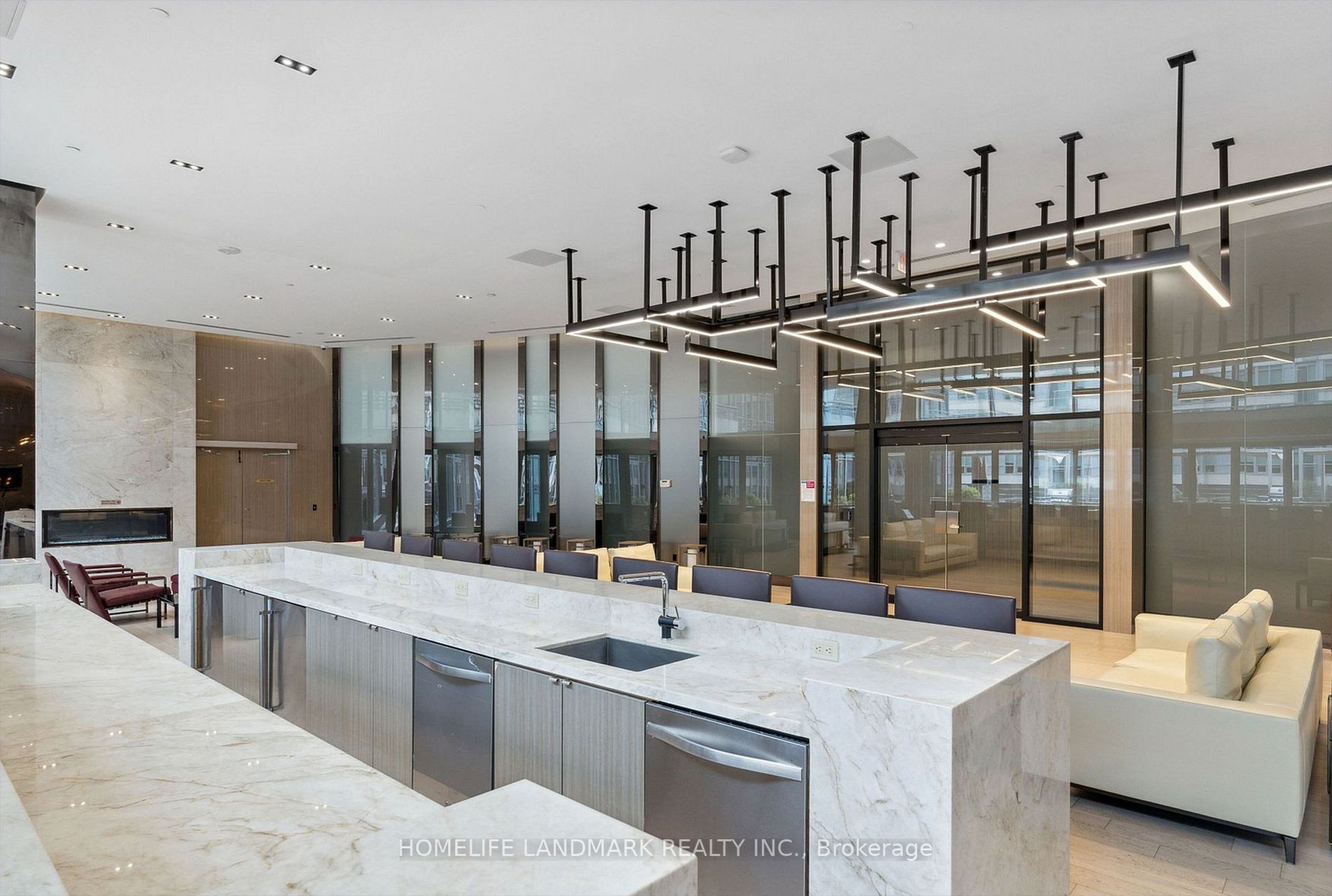 98 Lillian St S, #1315