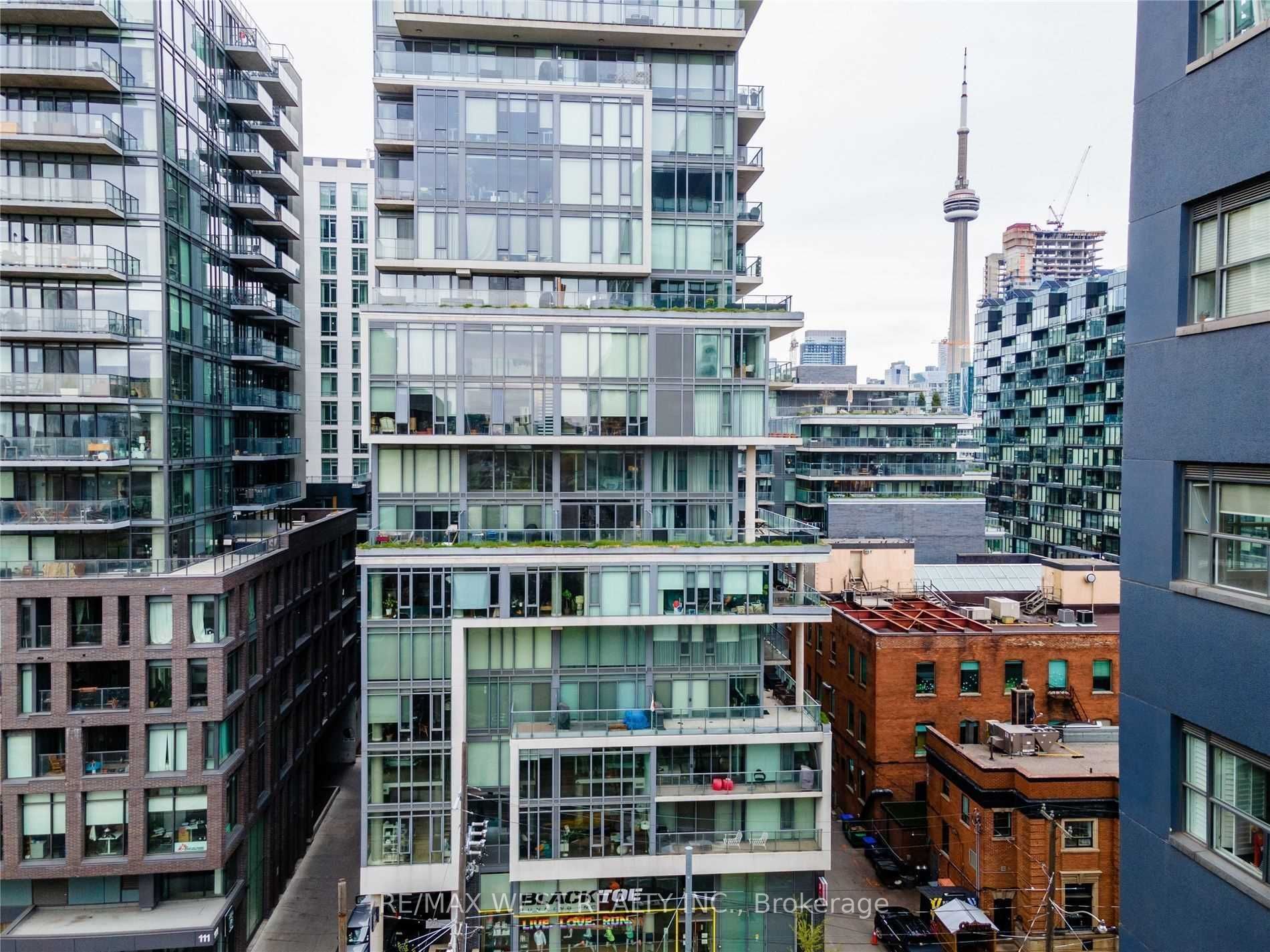 95 Bathurst St, #218