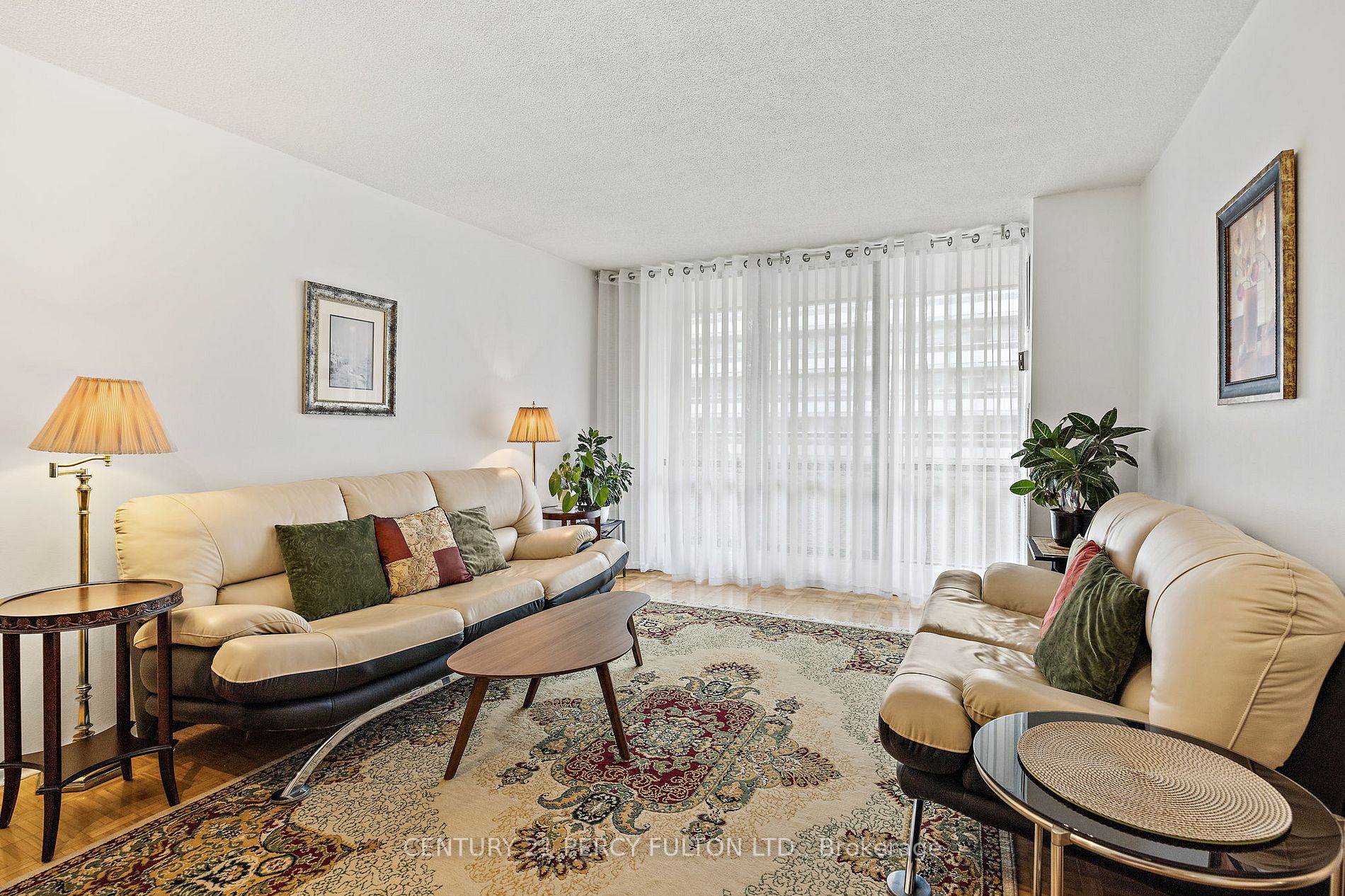 22 Shallmar Blvd, #605