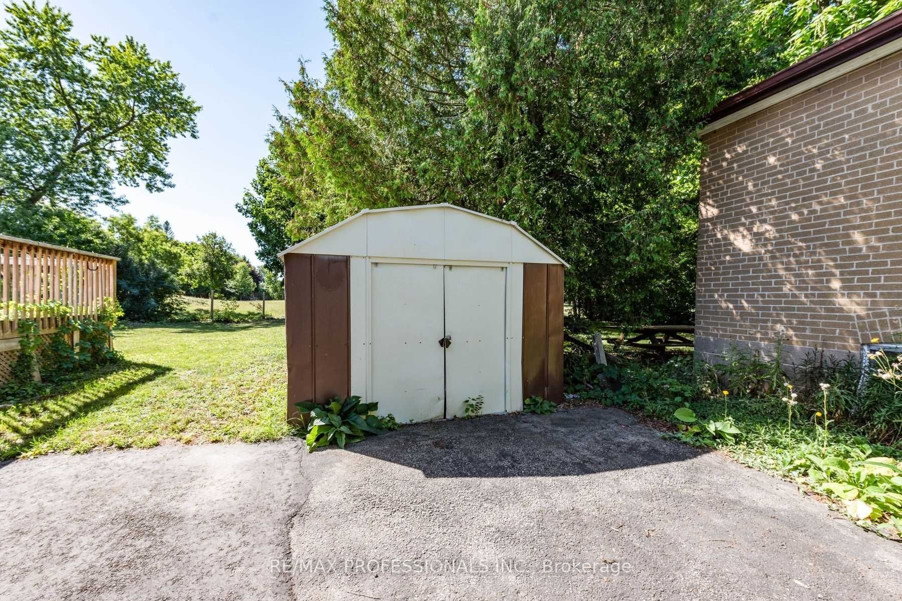 55 Bainbridge Ave, #Bsmt