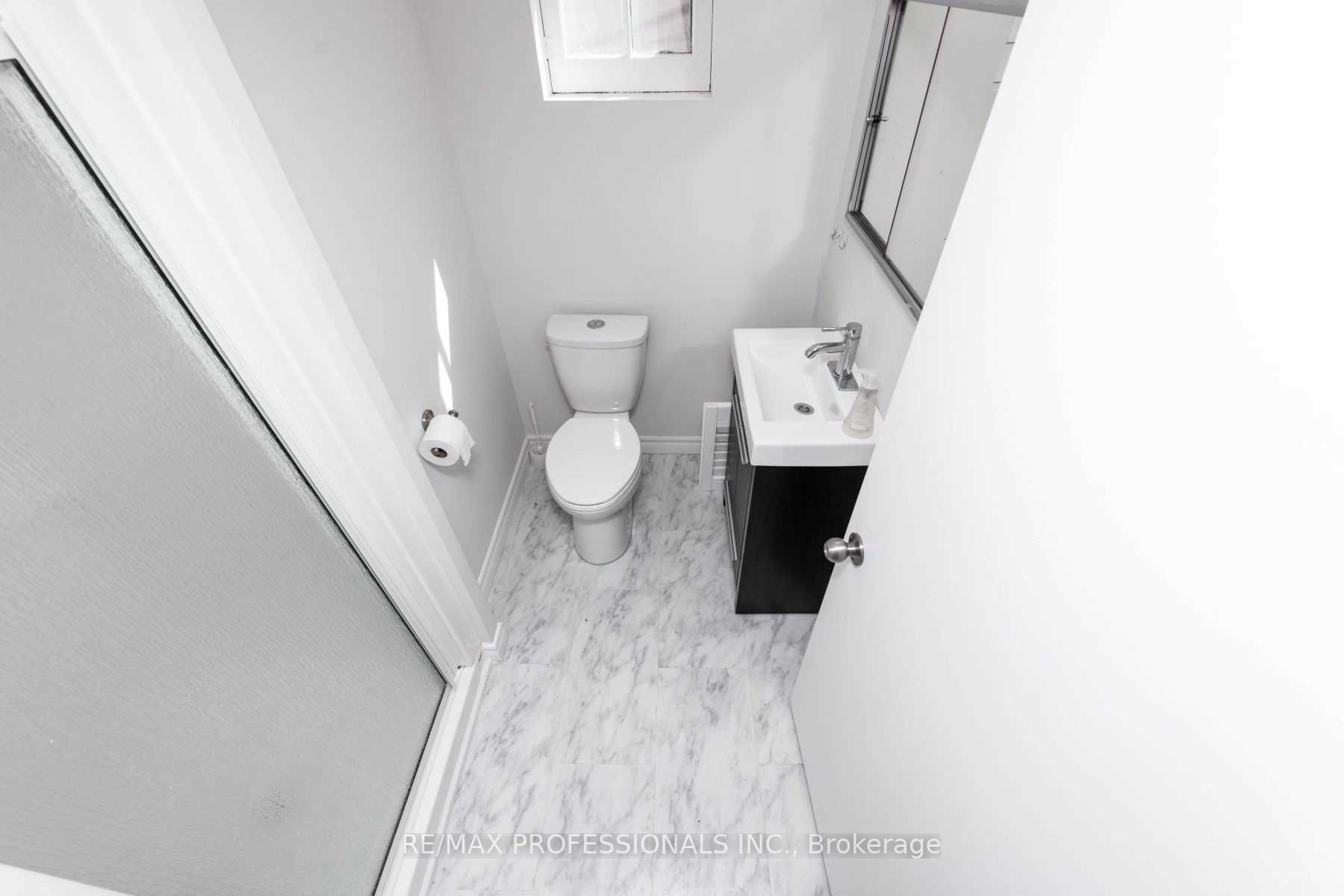 55 Bainbridge Ave, #Bsmt