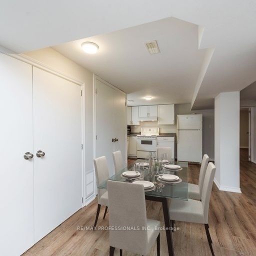 55 Bainbridge Ave, #Bsmt