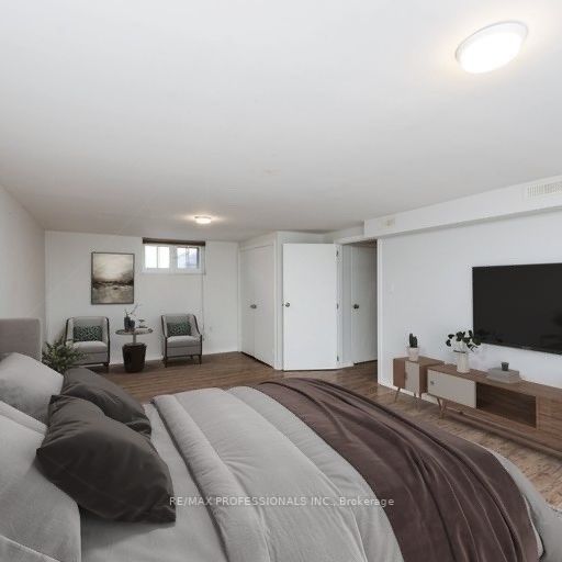 55 Bainbridge Ave, #Bsmt