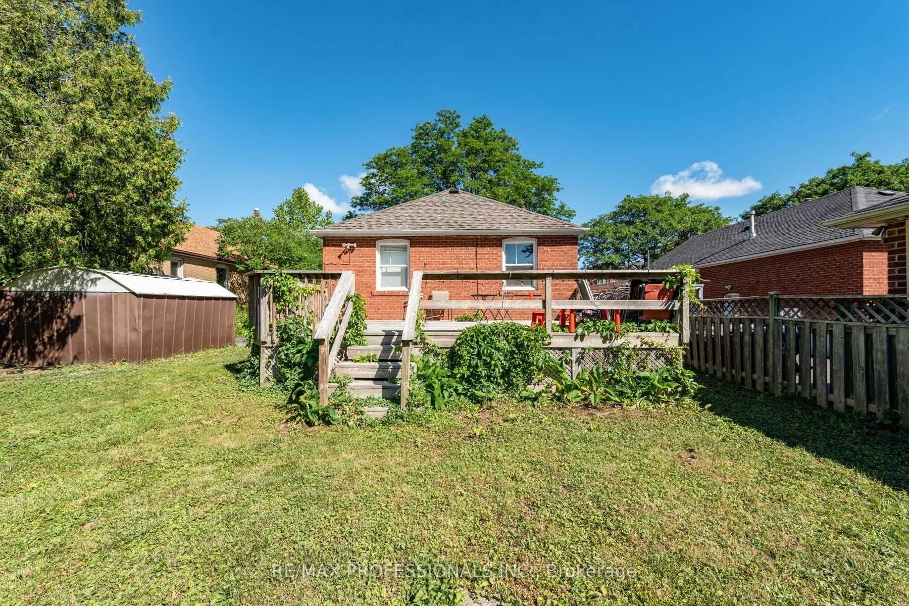 55 Bainbridge Ave, #Bsmt