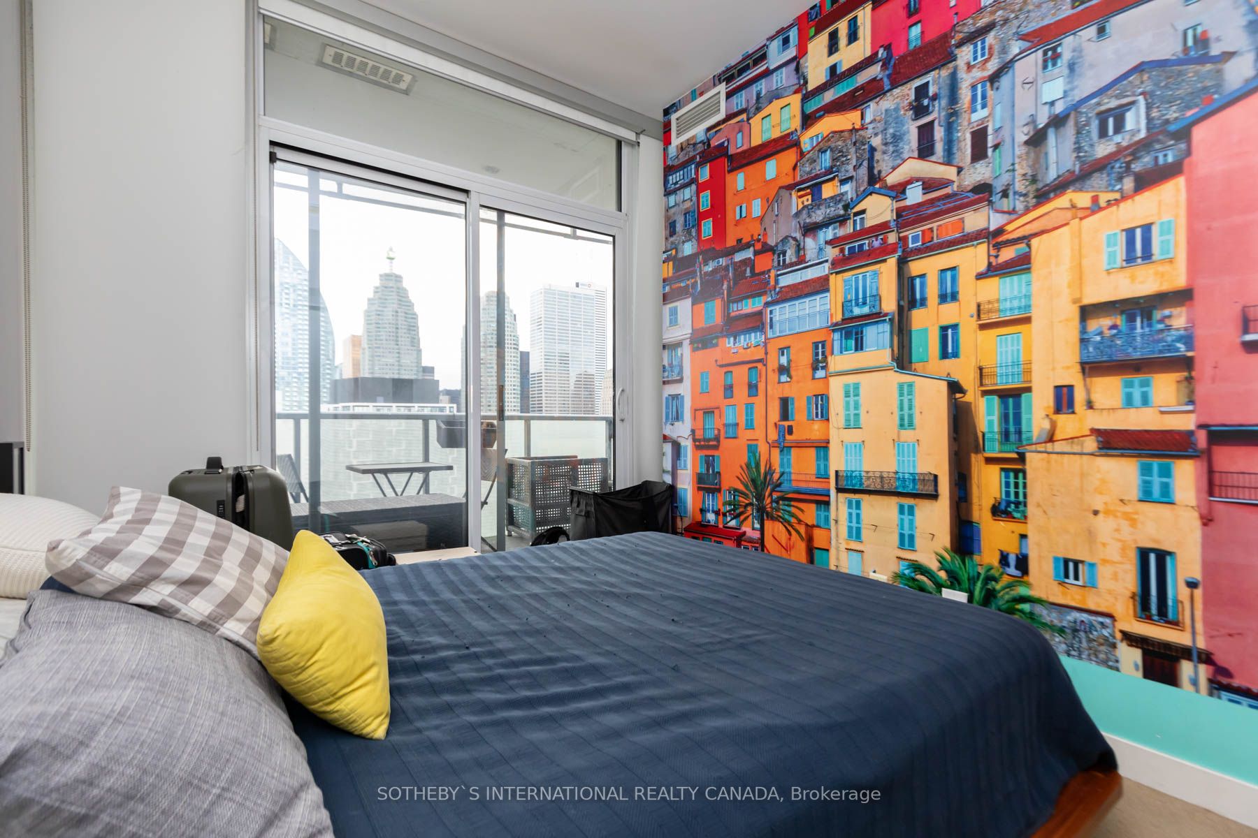 1 Market St, #2803