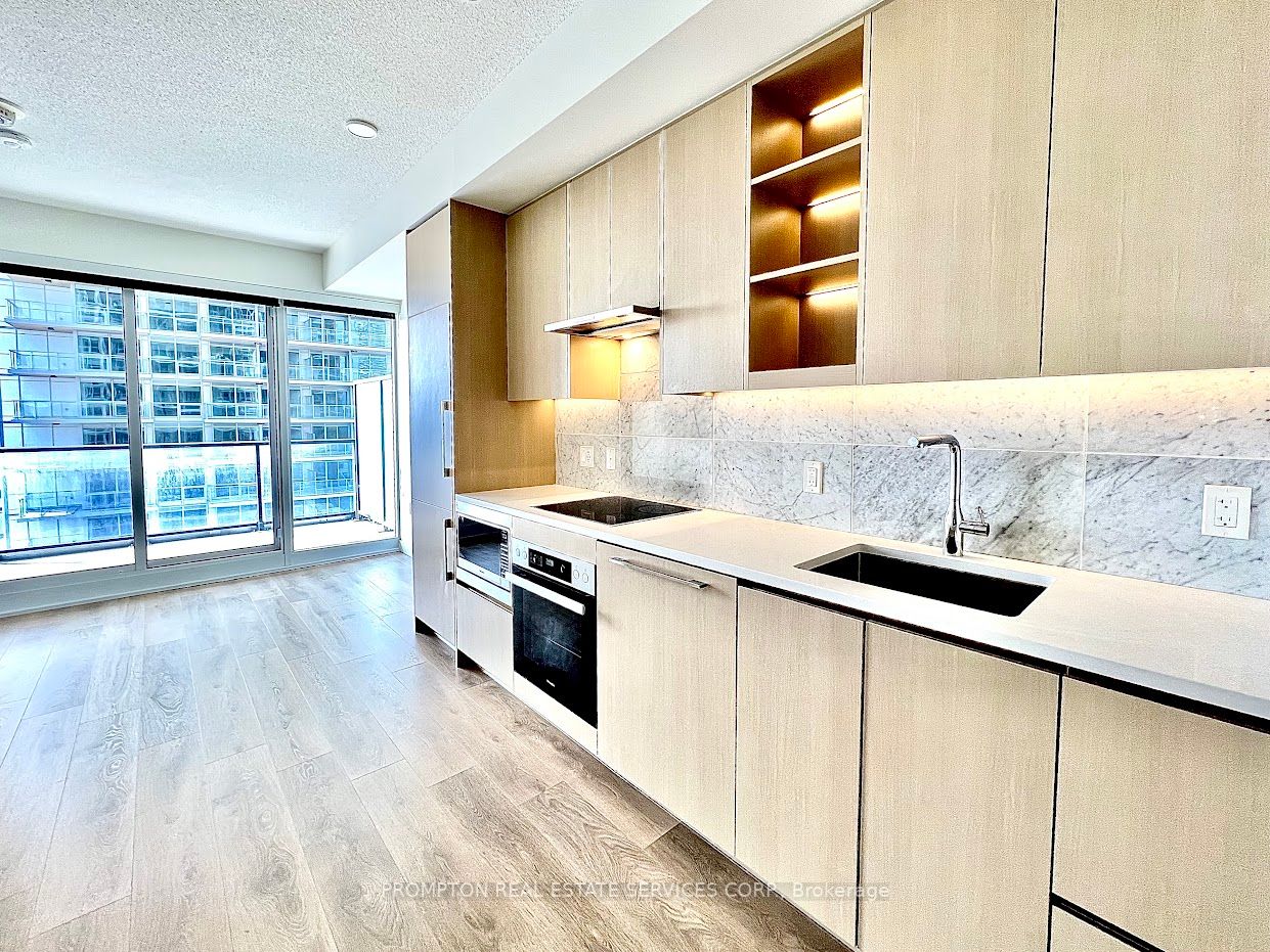 85 Mcmahon Dr, #1507