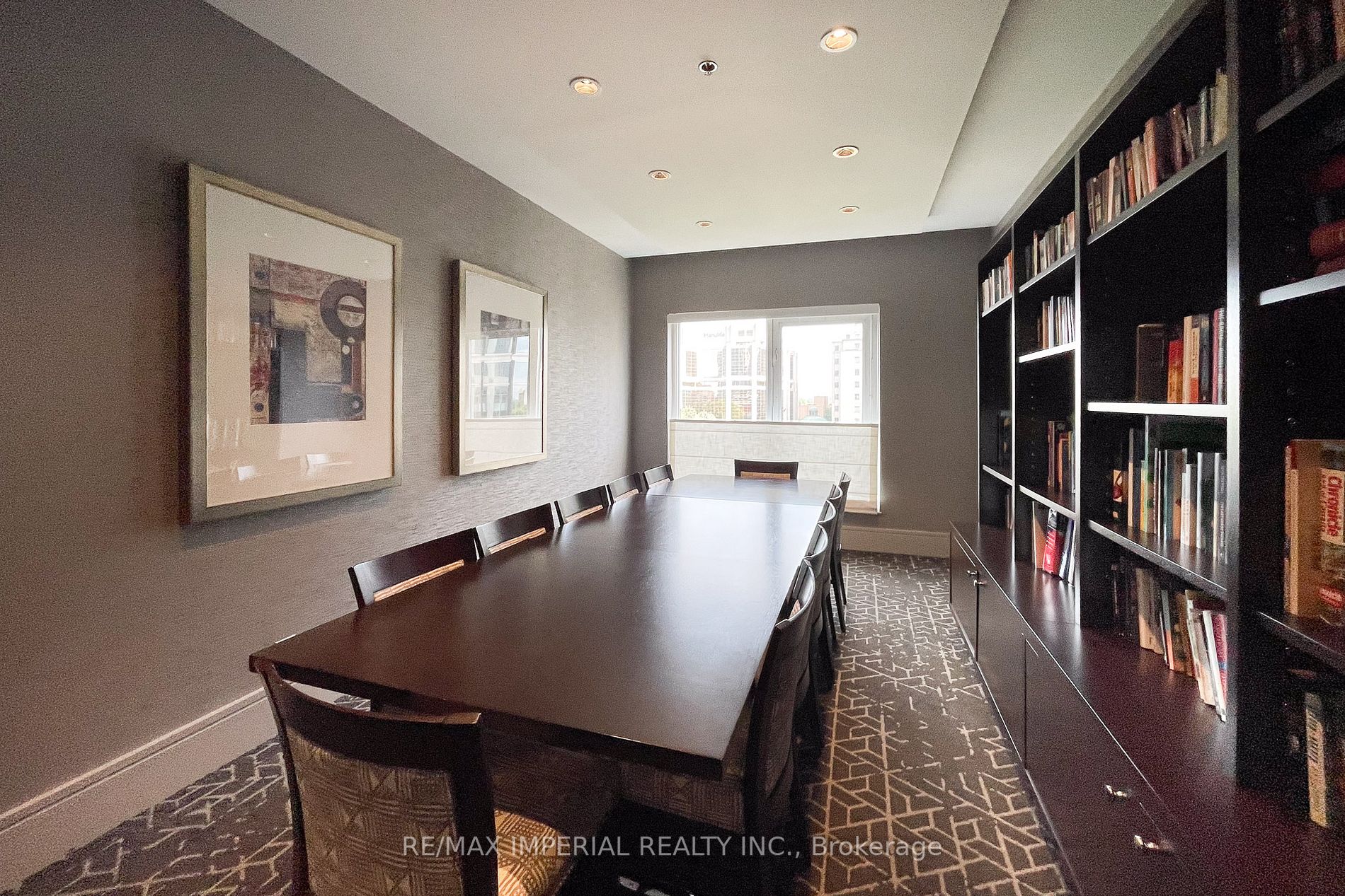 8 Park Rd, #3708