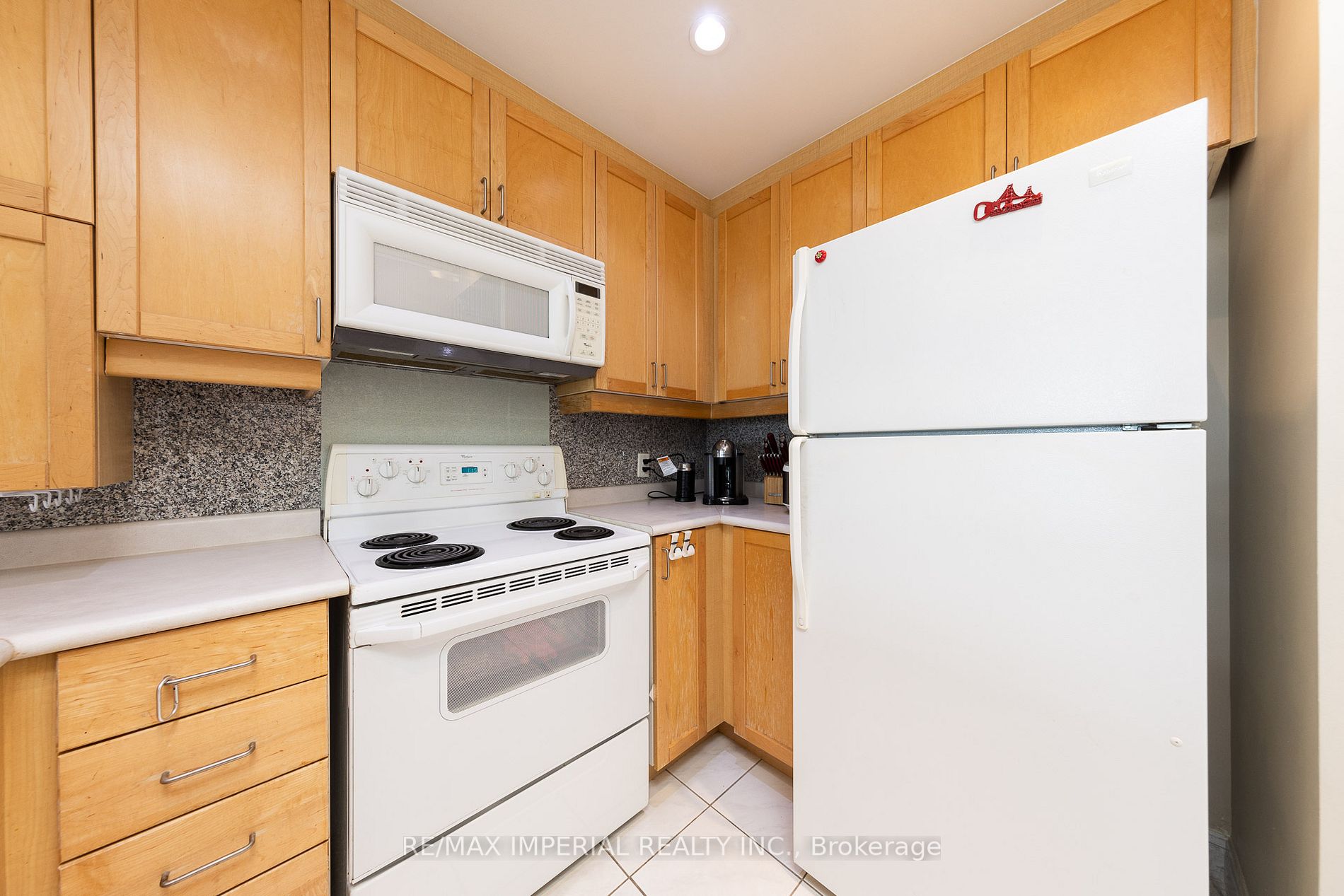 8 Park Rd, #3708