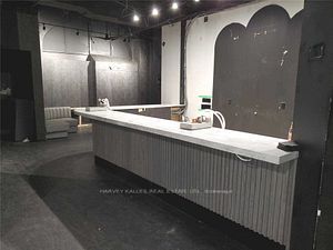 803 King St W