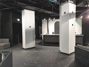 803 King St W