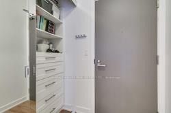 501 St Clair Ave W, #1905