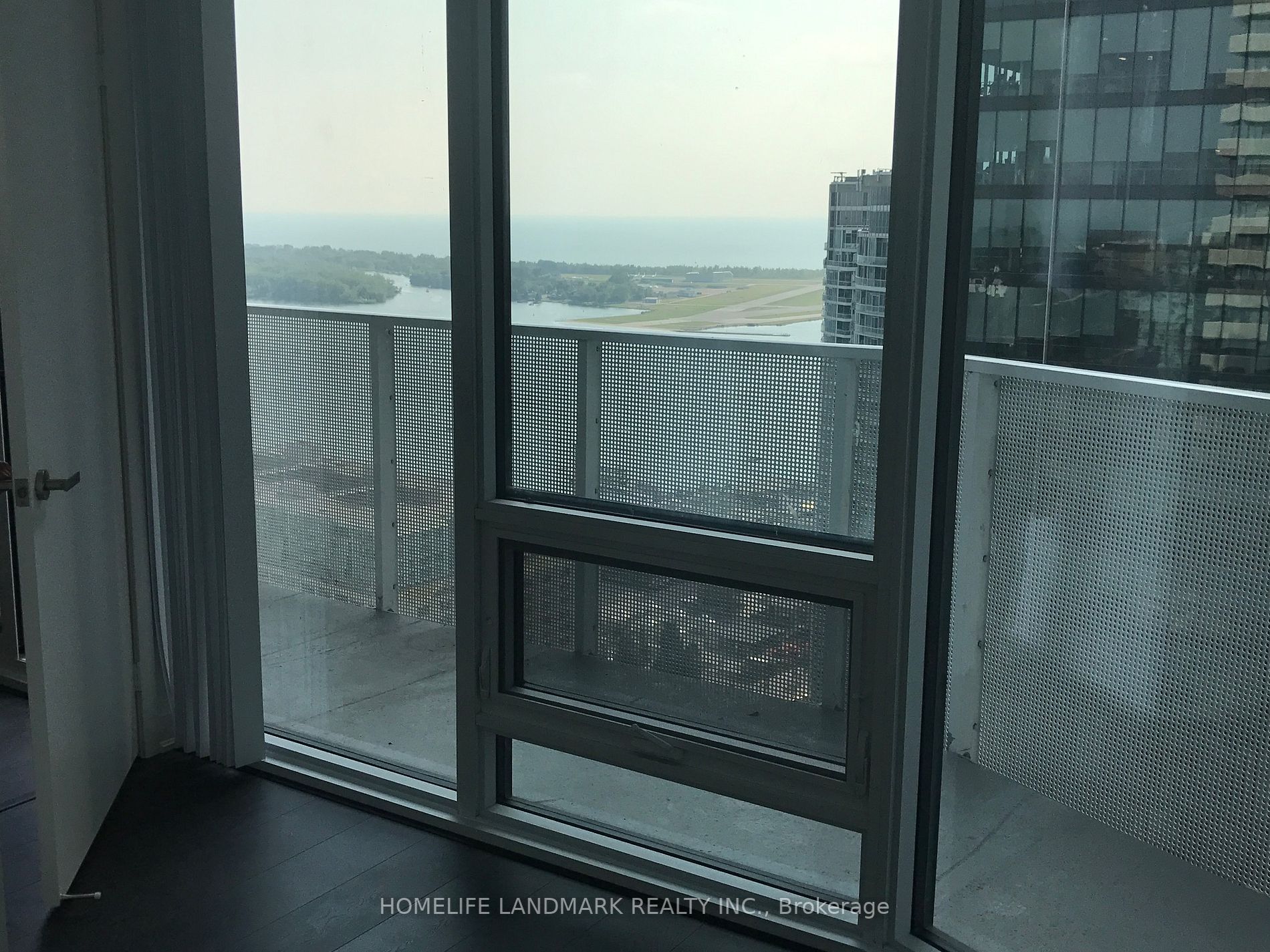 88 Harbour St W, #3801