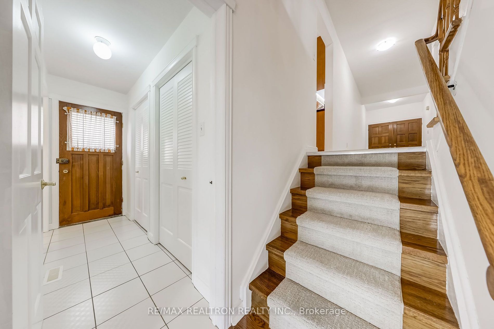 10 Shadberry Dr