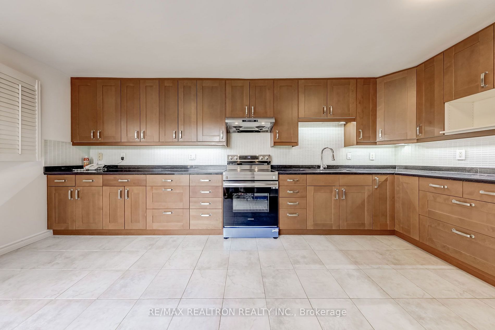 10 Shadberry Dr